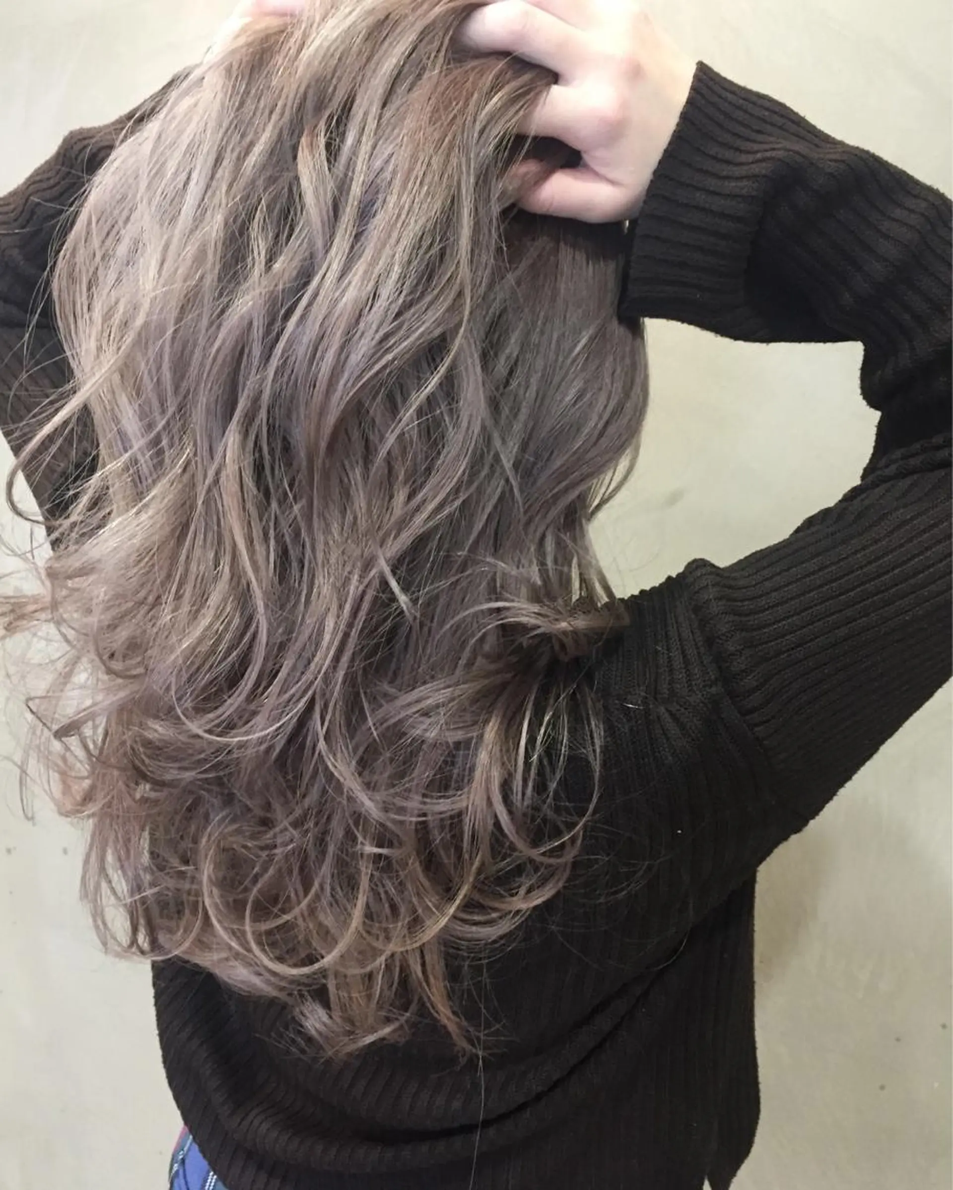 ロング ハイライト 髪質改善 縮毛矯正 トリートメント 酸熱トリートメント カット ヘアカラー トリートメント Elsol所属・中川 勝友のヘアスタイル