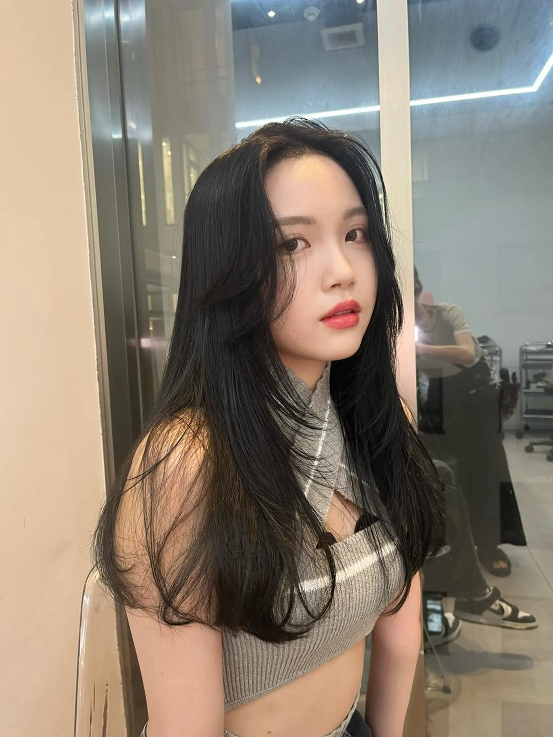 ロング カラー レイヤーカット 新宿🤍Maiのヘアスタイル