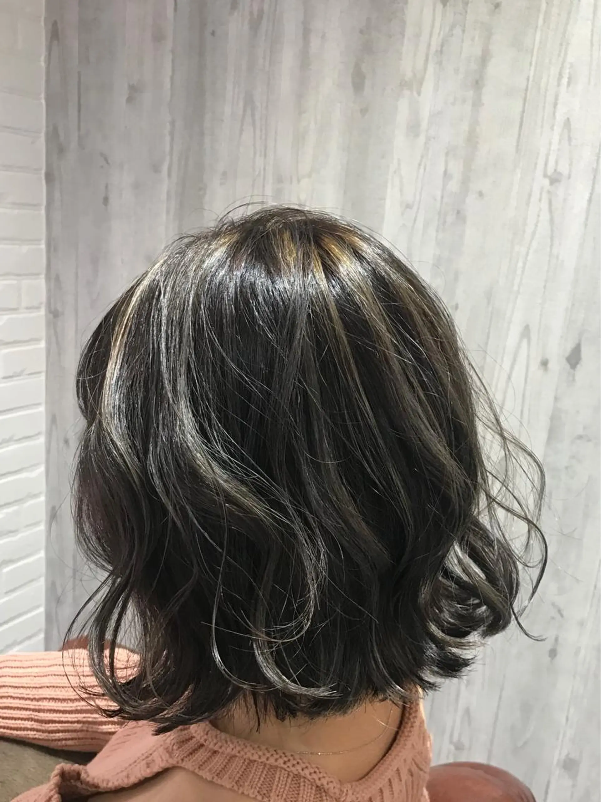 ミディアム カラー アッシュ ハイライトカラー ボブ ハイライト Renatus店長 金子裕美のヘアスタイル