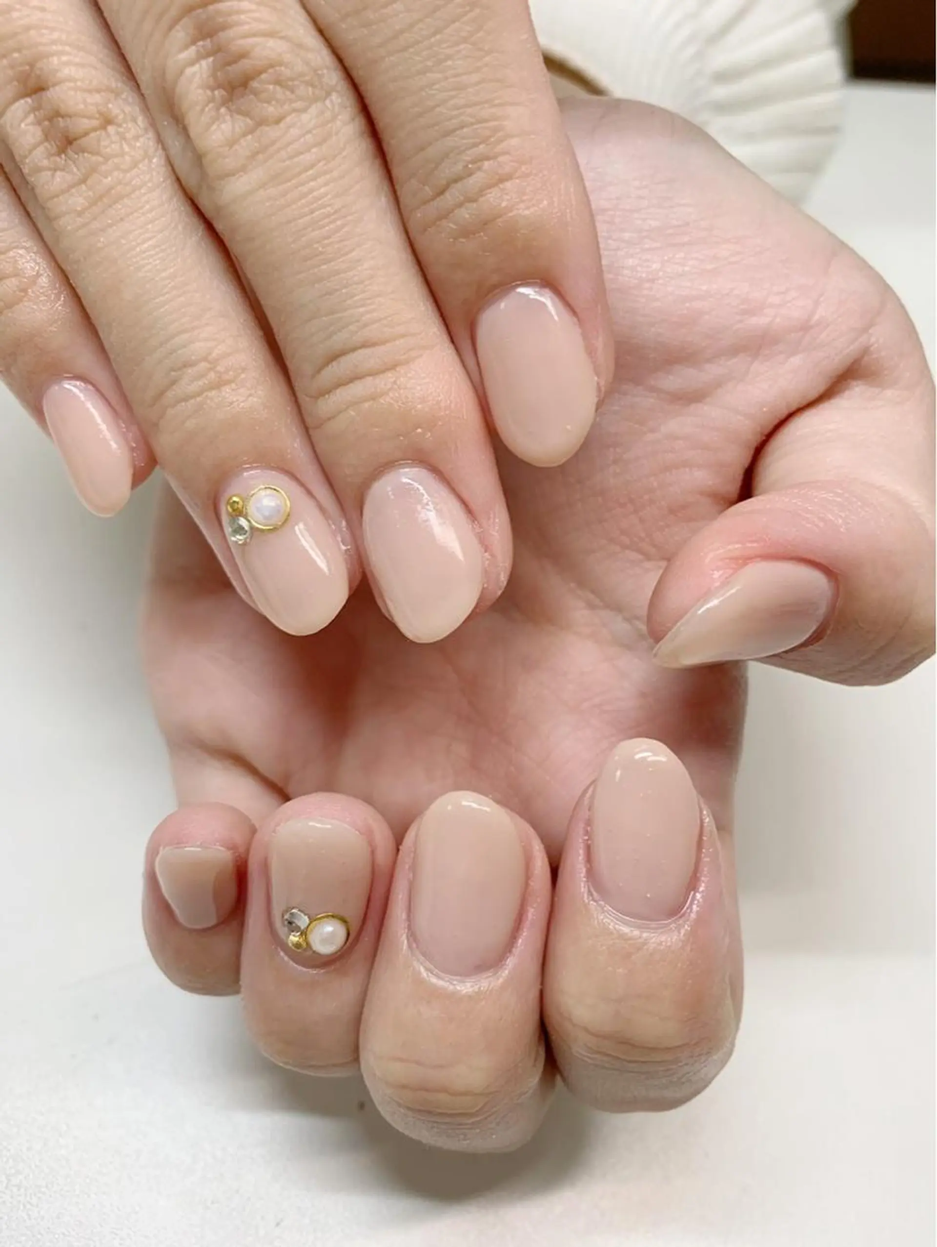 ネイル フットネイル グリーン オフィスネイル ワンカラーネイル 春ネイル Lily Roseスタッフ一同のマツエク・マツパデザイン