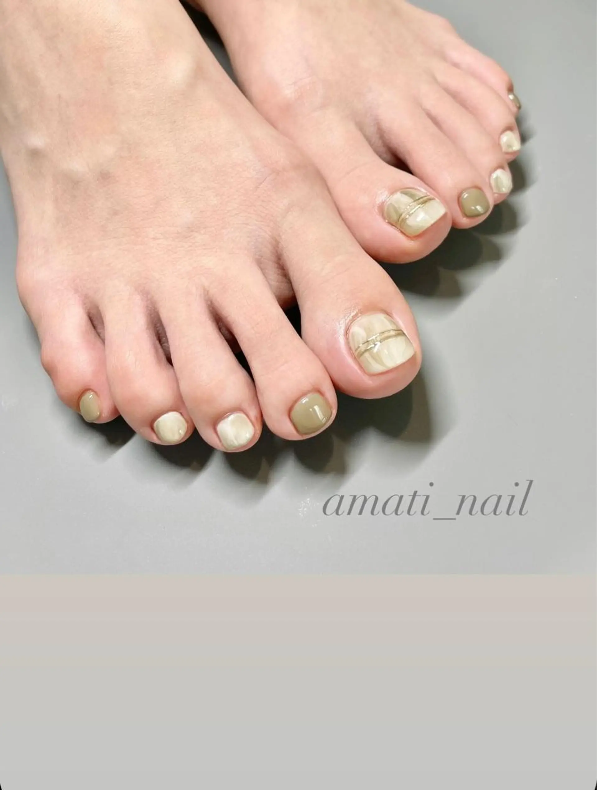 ネイル マグネットネイル ミラーネイル ニュアンスネイル ワンカラーネイル 春ネイル フットネイル amati_nail TAKAKOのネイルデザイン