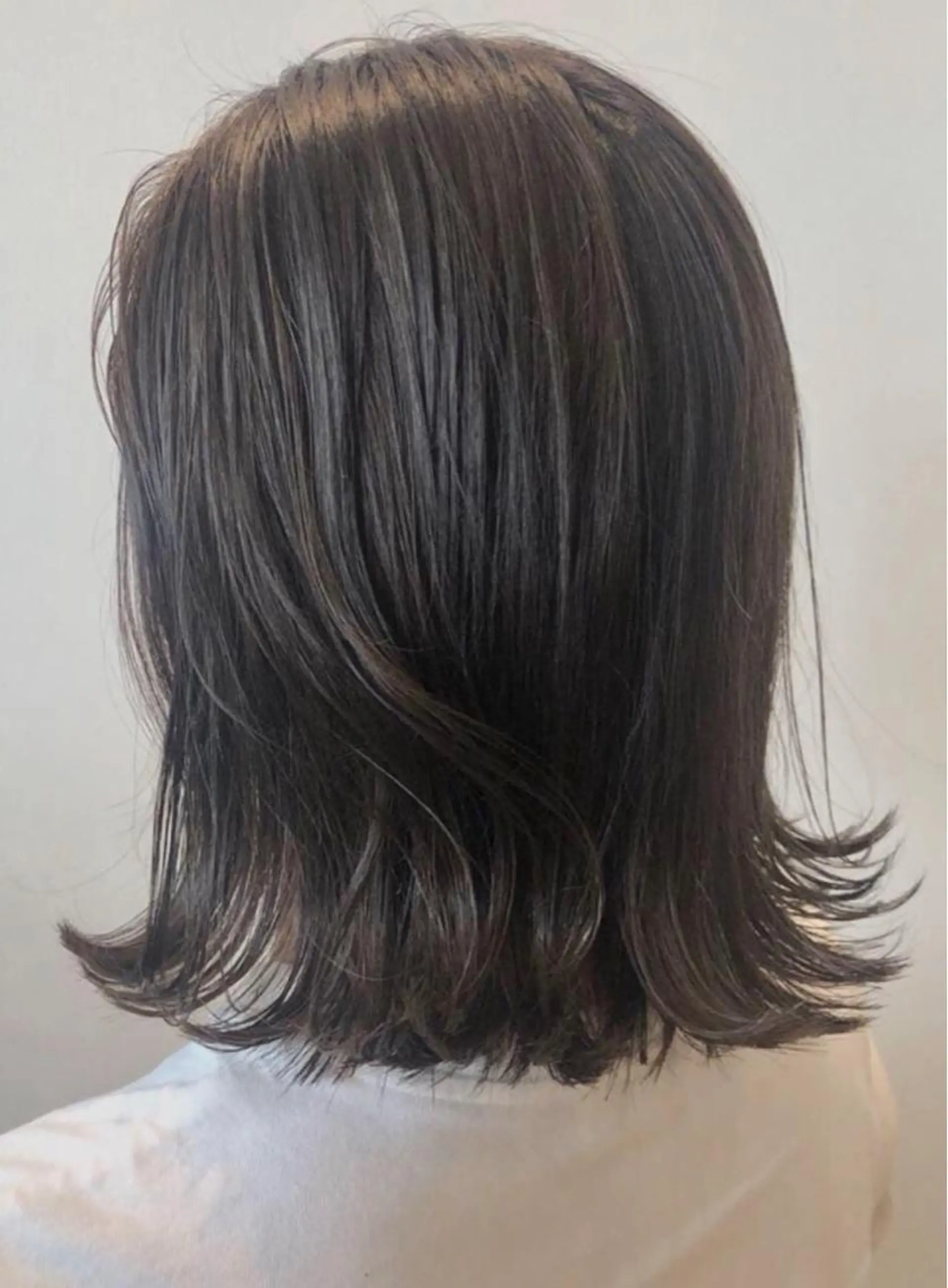 ミディアム カラー カット ヘアカラー トリートメント ニシダヒカリ🌙 髪質改善×似合わせのヘアスタイル