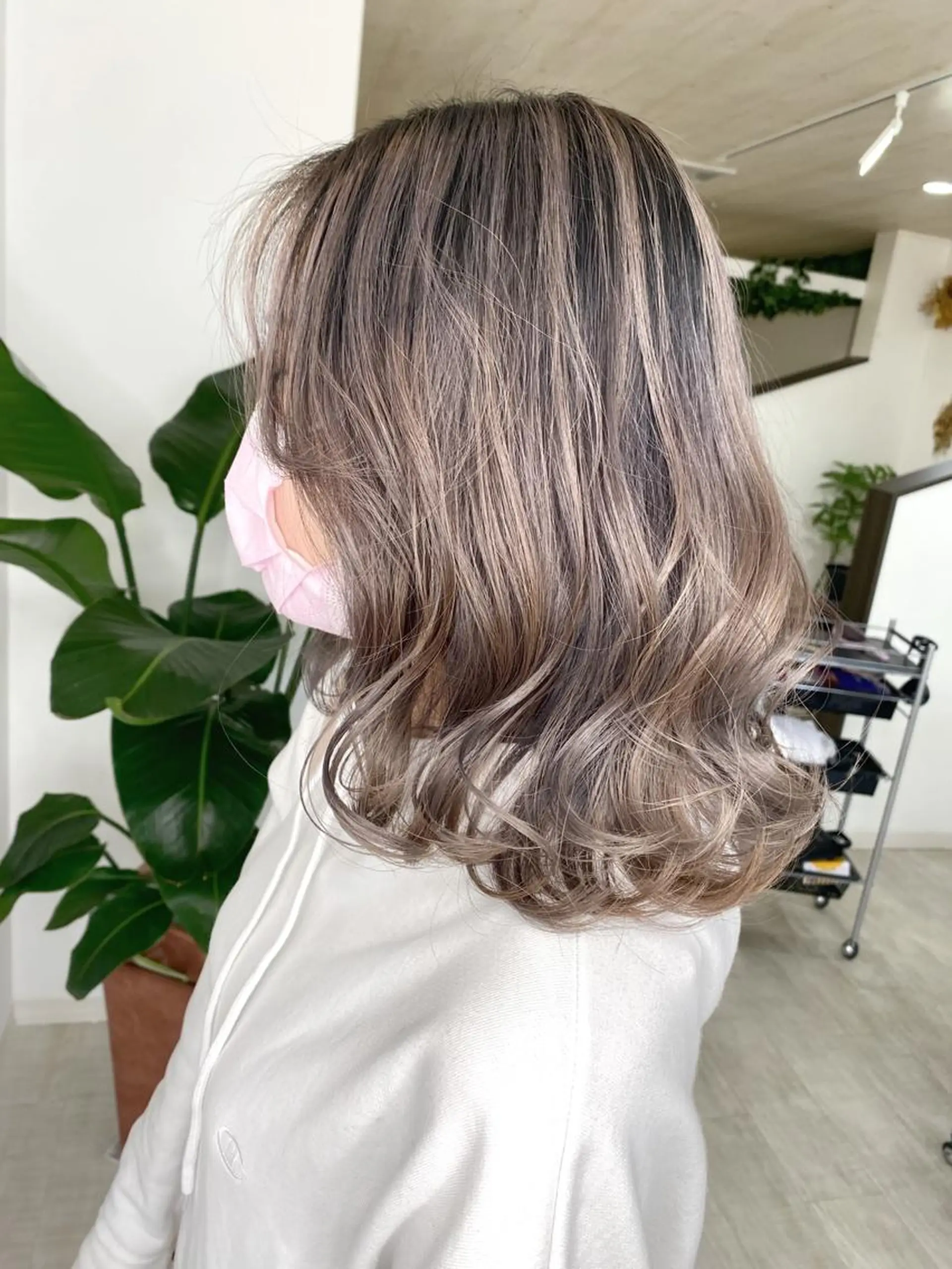 ミディアム ヘアカラー トリートメント 🔥金山 諒平🔥のヘアスタイル