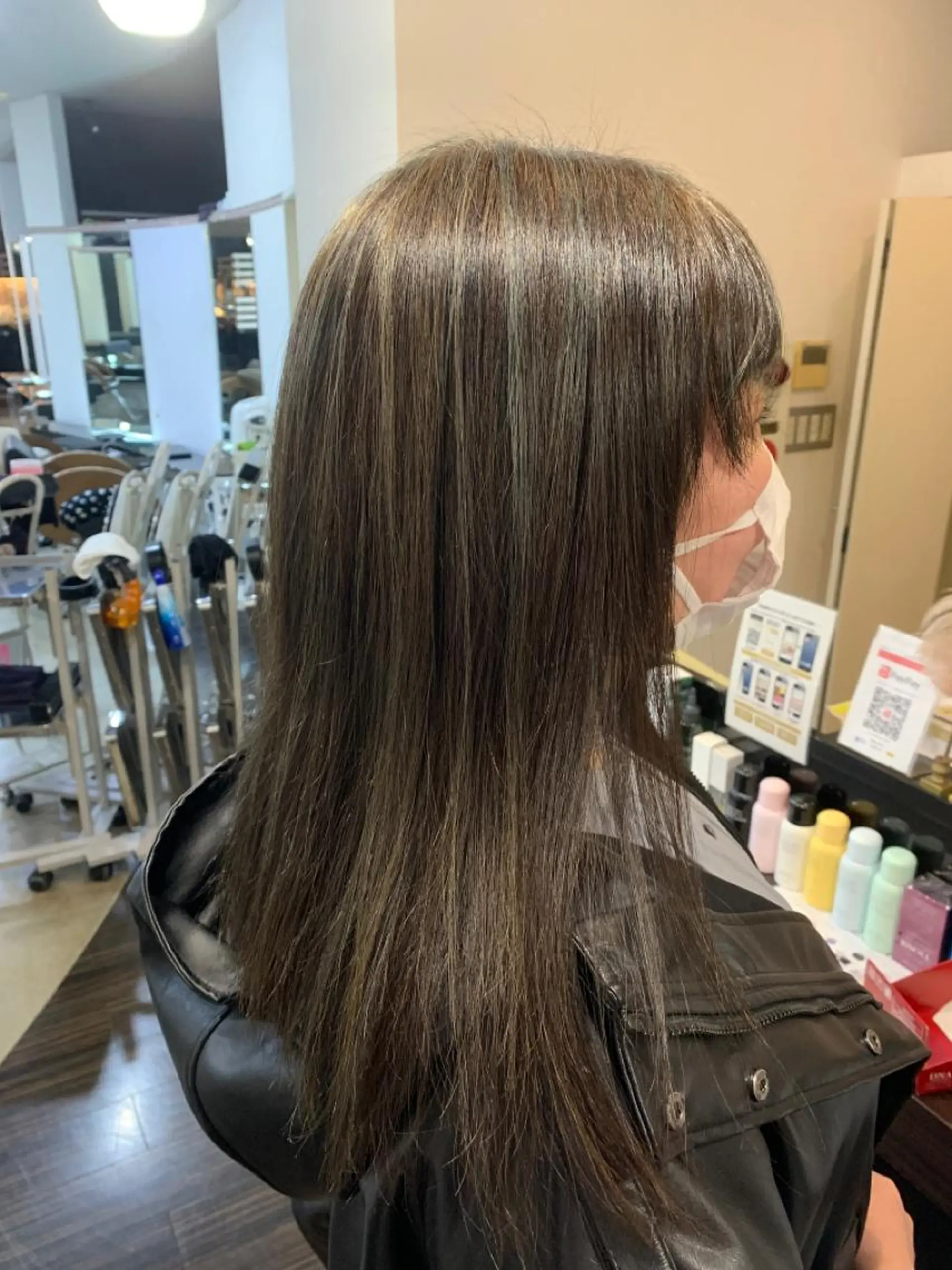 ミディアム ✂️ 小倉ちか✂️のヘアスタイル