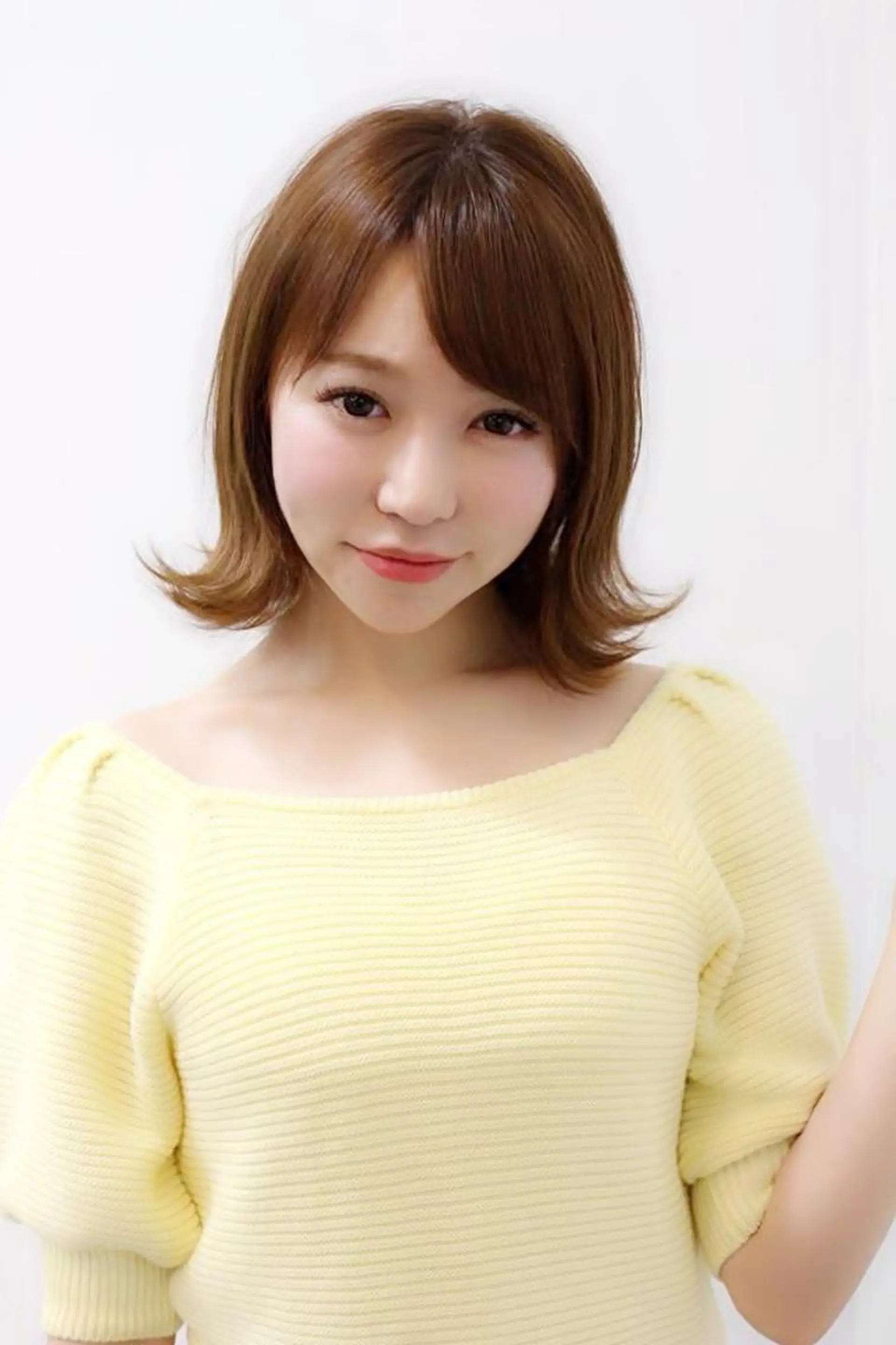 ショート カラー CHAINON 近鉄奈良店のヘアスタイル