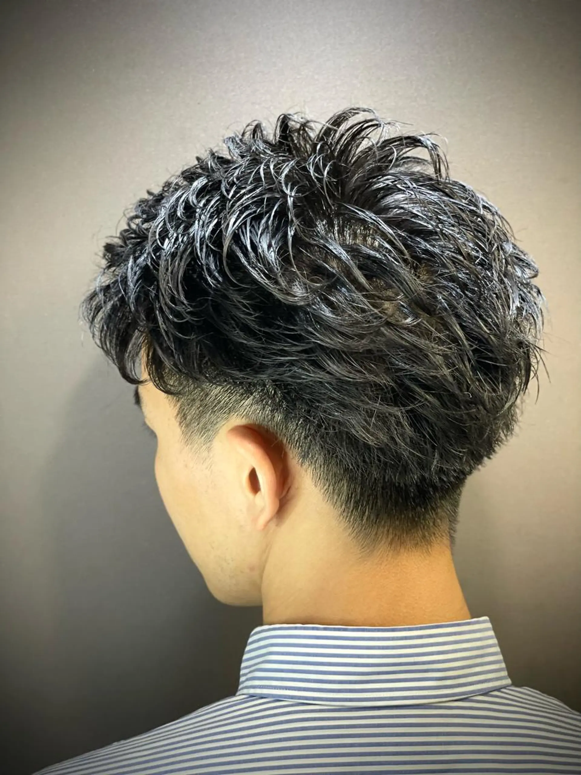 ショート パーマ 浅見 天翔のヘアスタイル