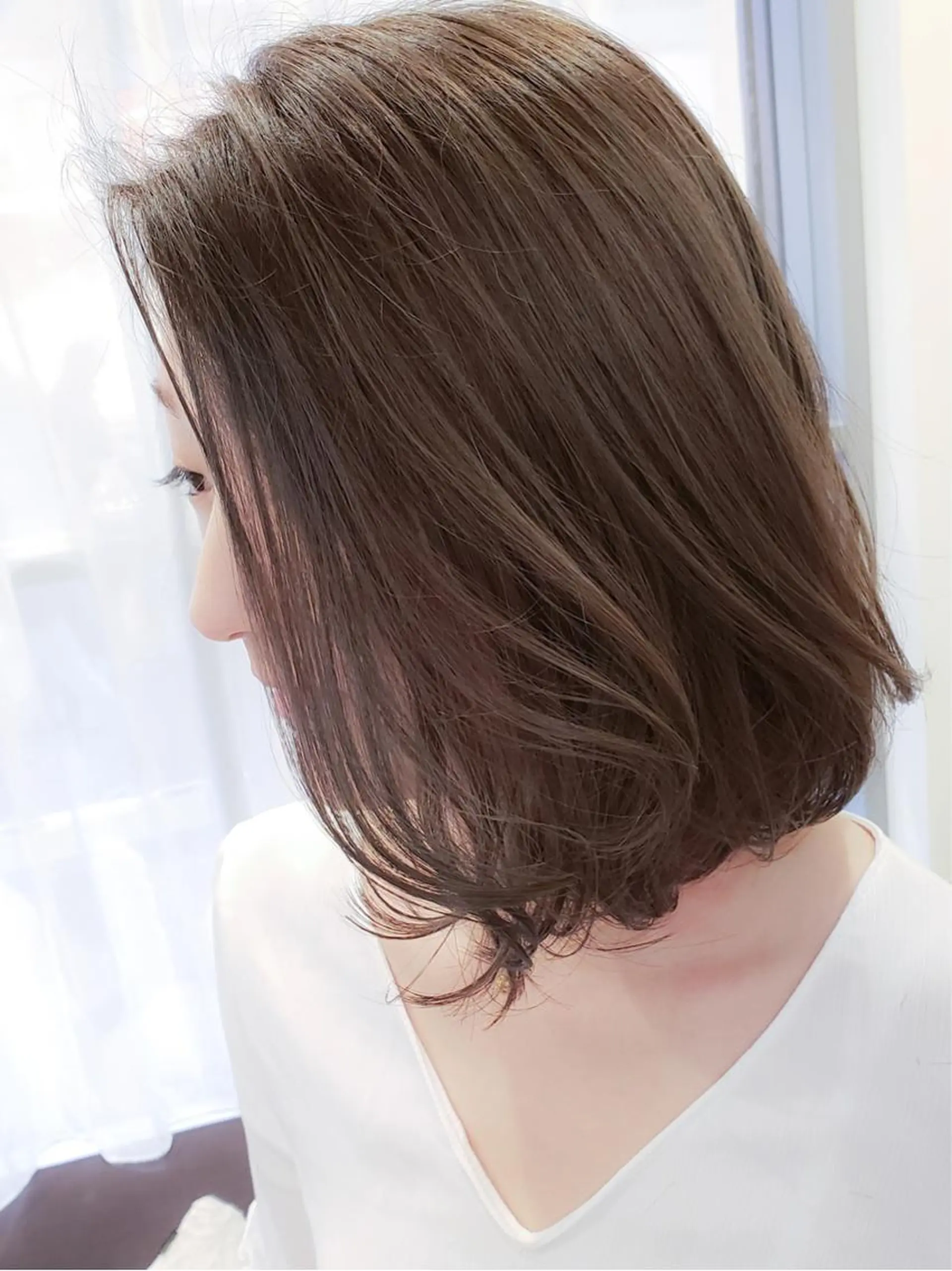 ミディアム カラー ブラウンカラー ミルクティーブラウン 新宿/韓国レイヤー 髪質改善カラー/角所のヘアスタイル