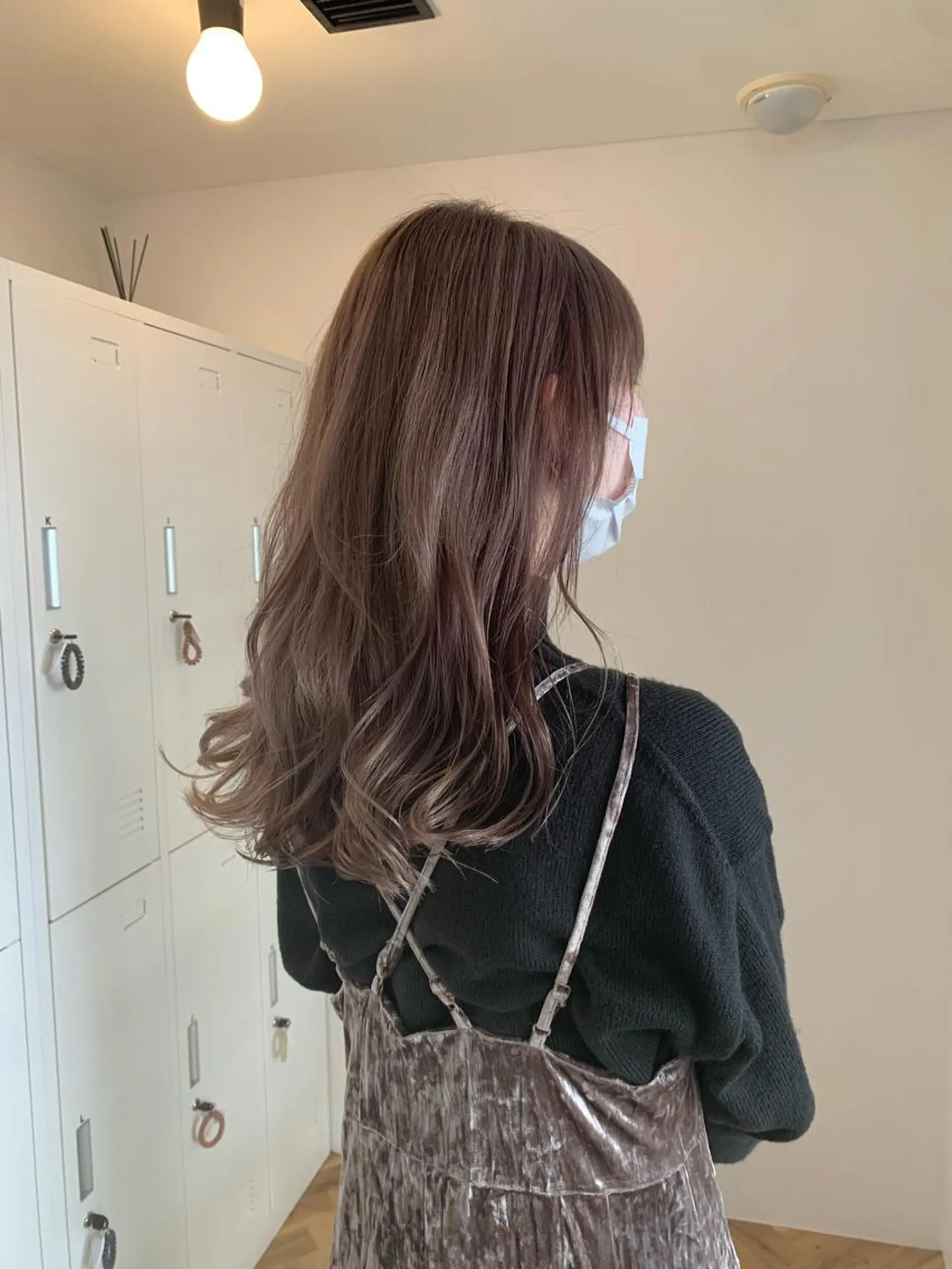 セミロング 鈴木 梓のヘアスタイル