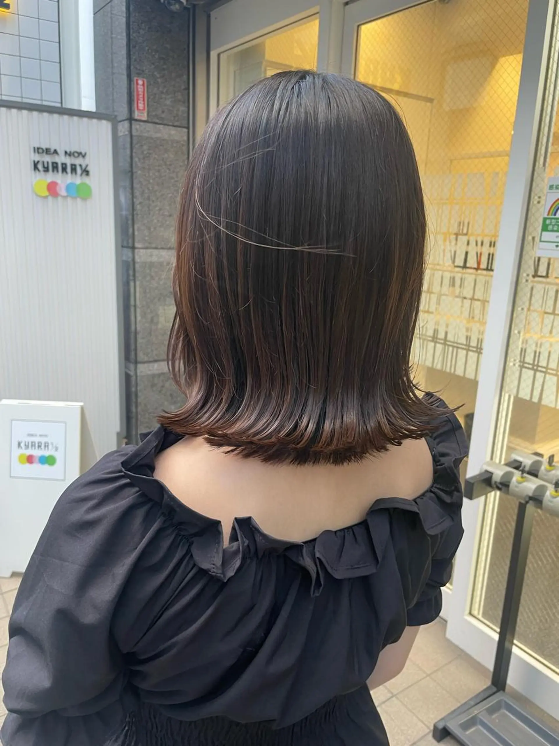 ミディアム レイヤーカット/ パーマ/MIFAのヘアスタイル