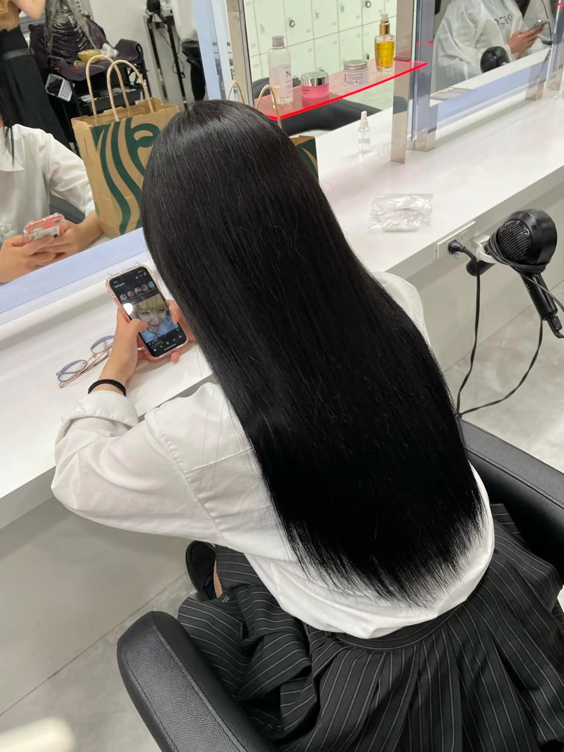 ロング カラー ［銀座］淡色 ラベンダー🫧大村のヘアスタイル