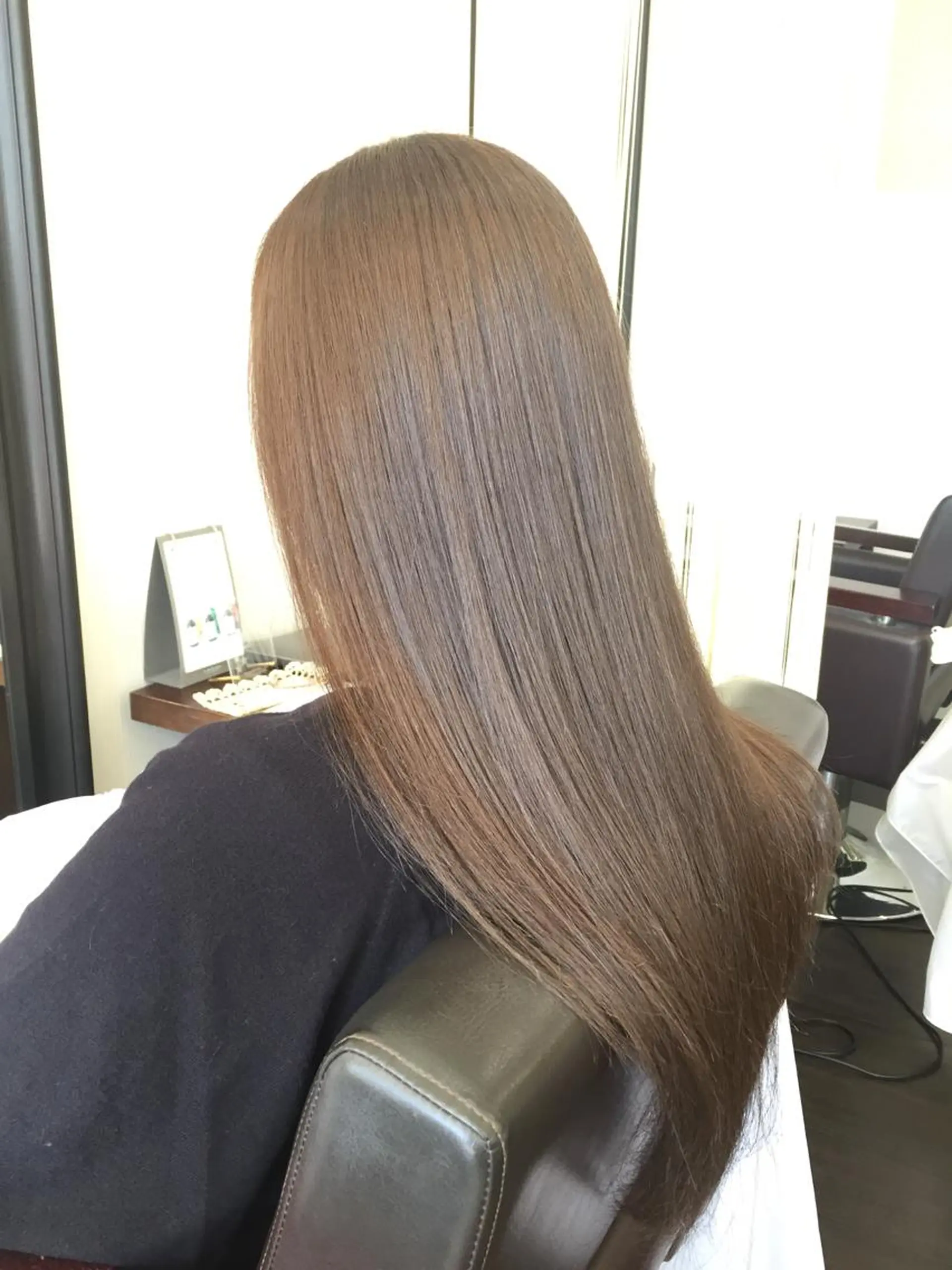 ロング カラー 阿久津 泰幸のヘアスタイル