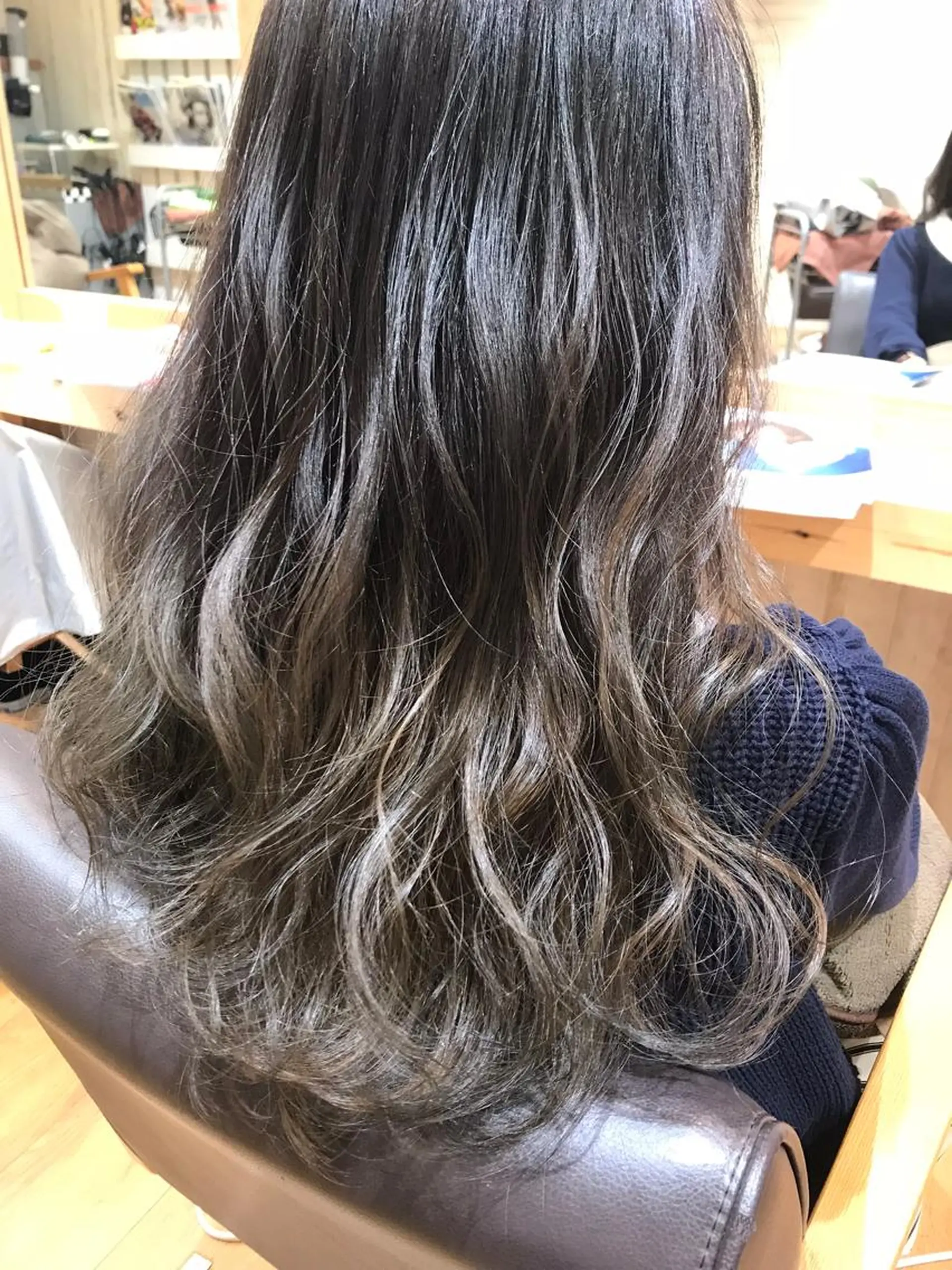 ロング カラー カット ヘアカラー lucia RYOのヘアスタイル