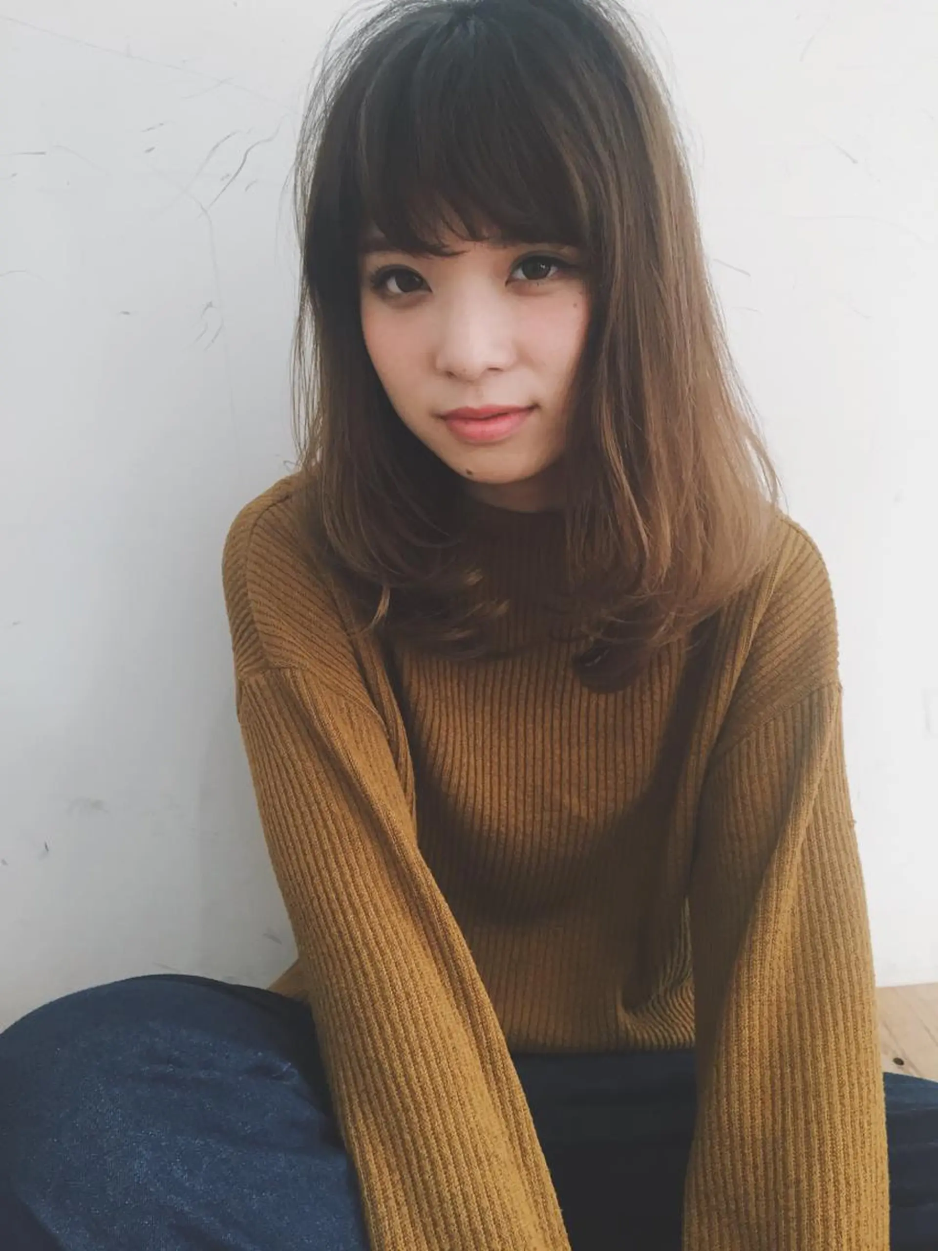 ミディアム 佐藤 旭のヘアスタイル