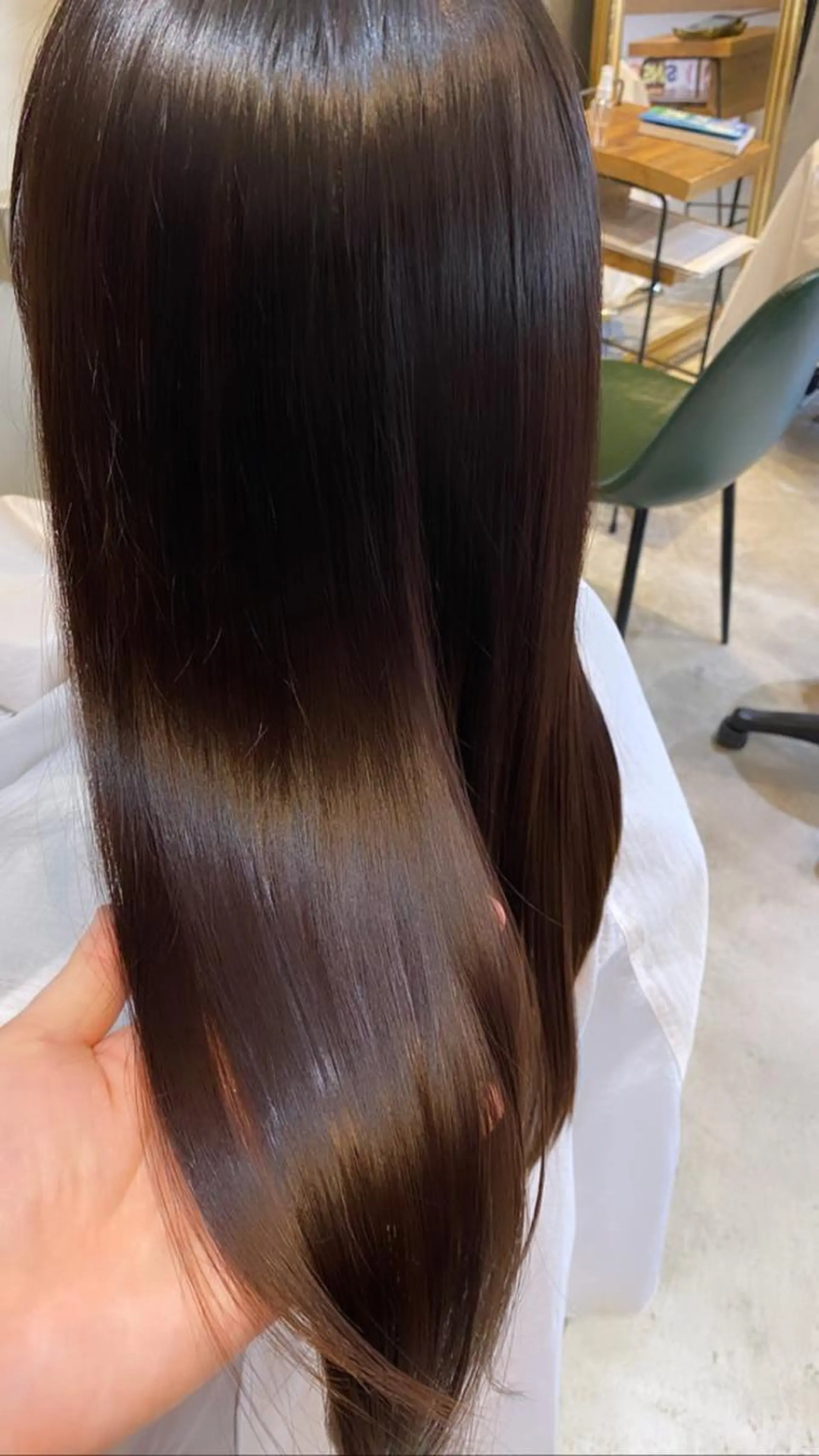 ロング 髪質改善 カット 縮毛矯正 glowm店長 加藤翔太のヘアスタイル