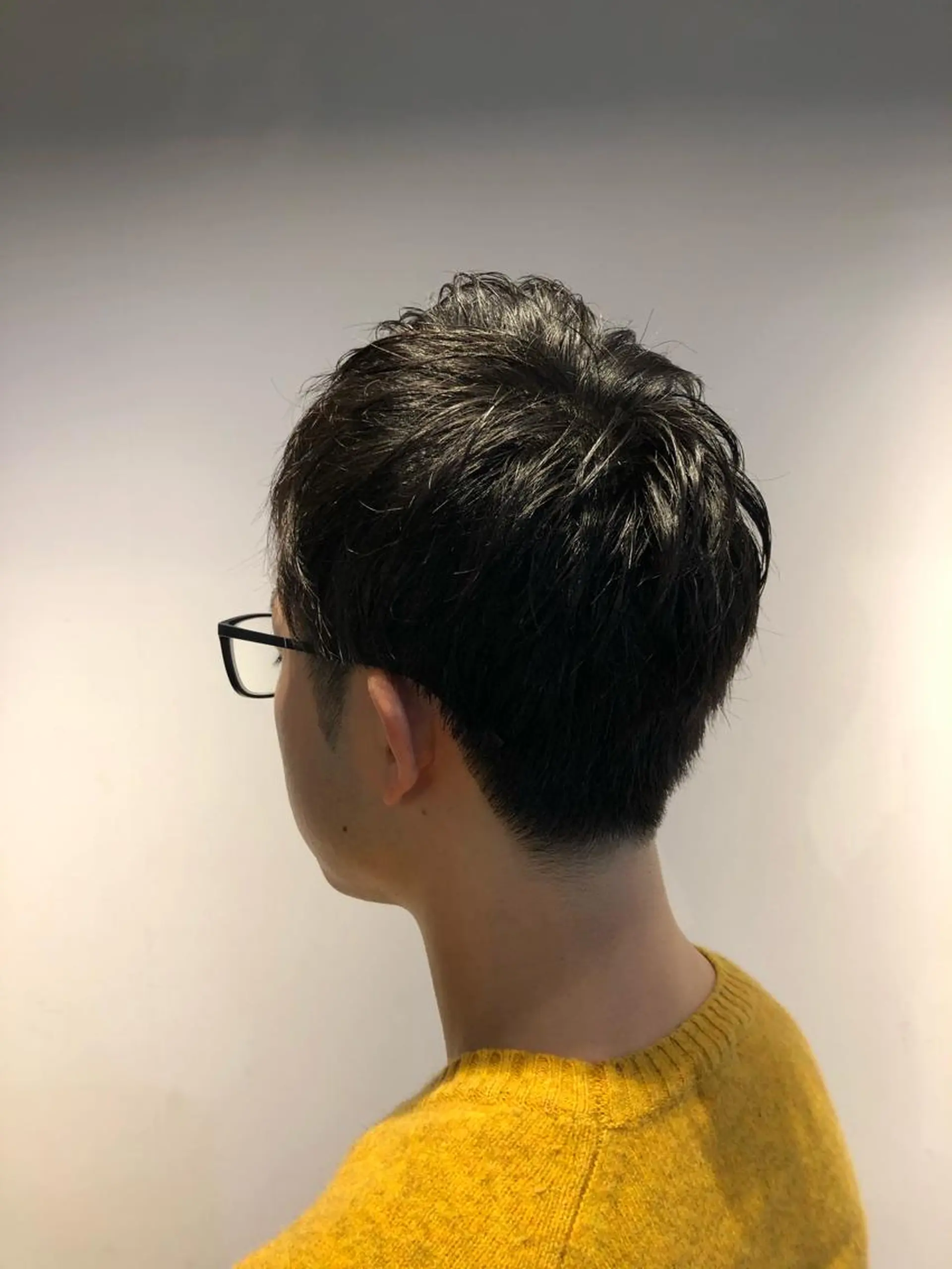 ミディアム 刈り上げの あおきさんのヘアスタイル