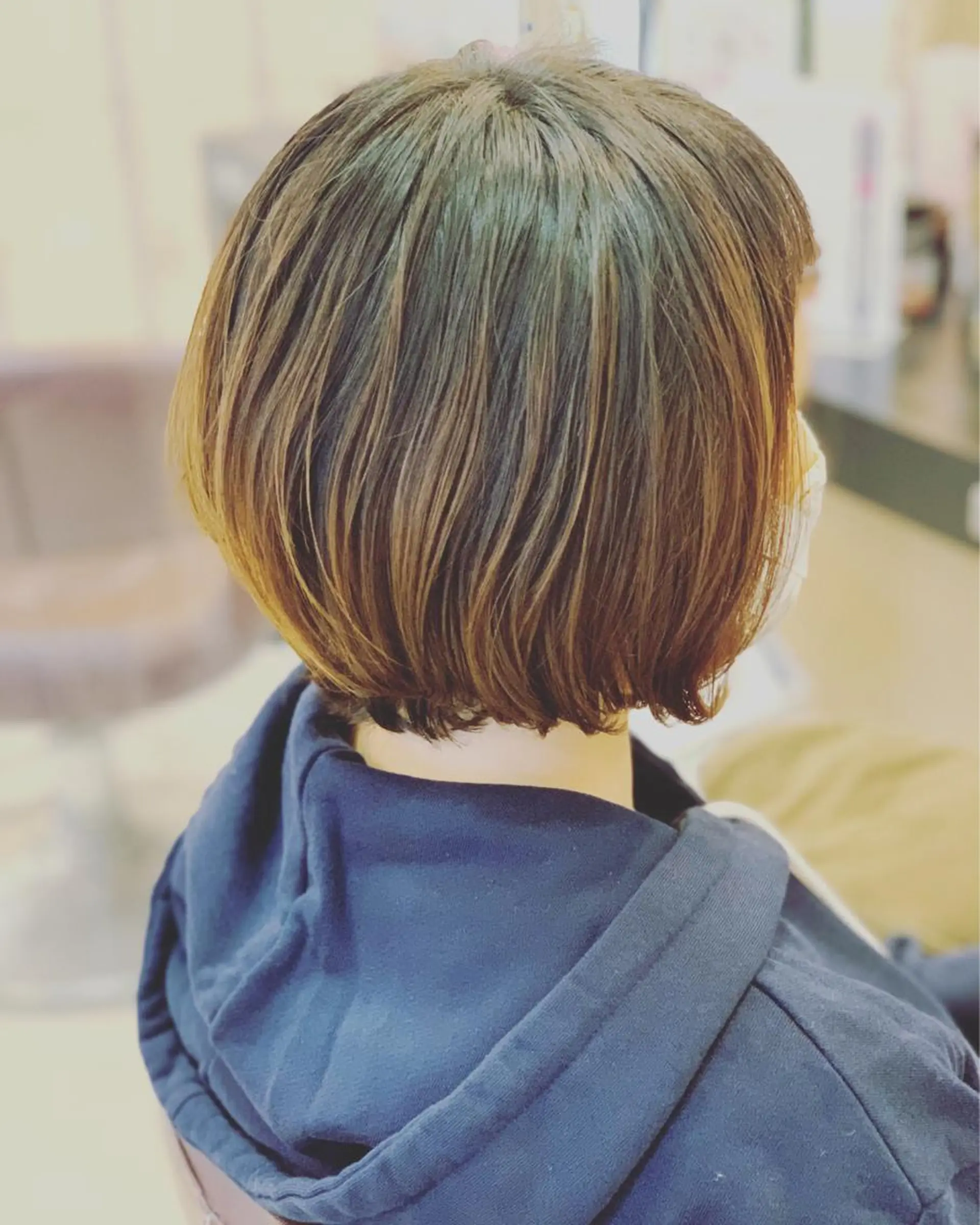 ショート カラー パーマ アディクシーカラー アクアカラー グラデーションカラー ハイライトカラー ボブ トータルビューティー K:R鶴川のヘアスタイル