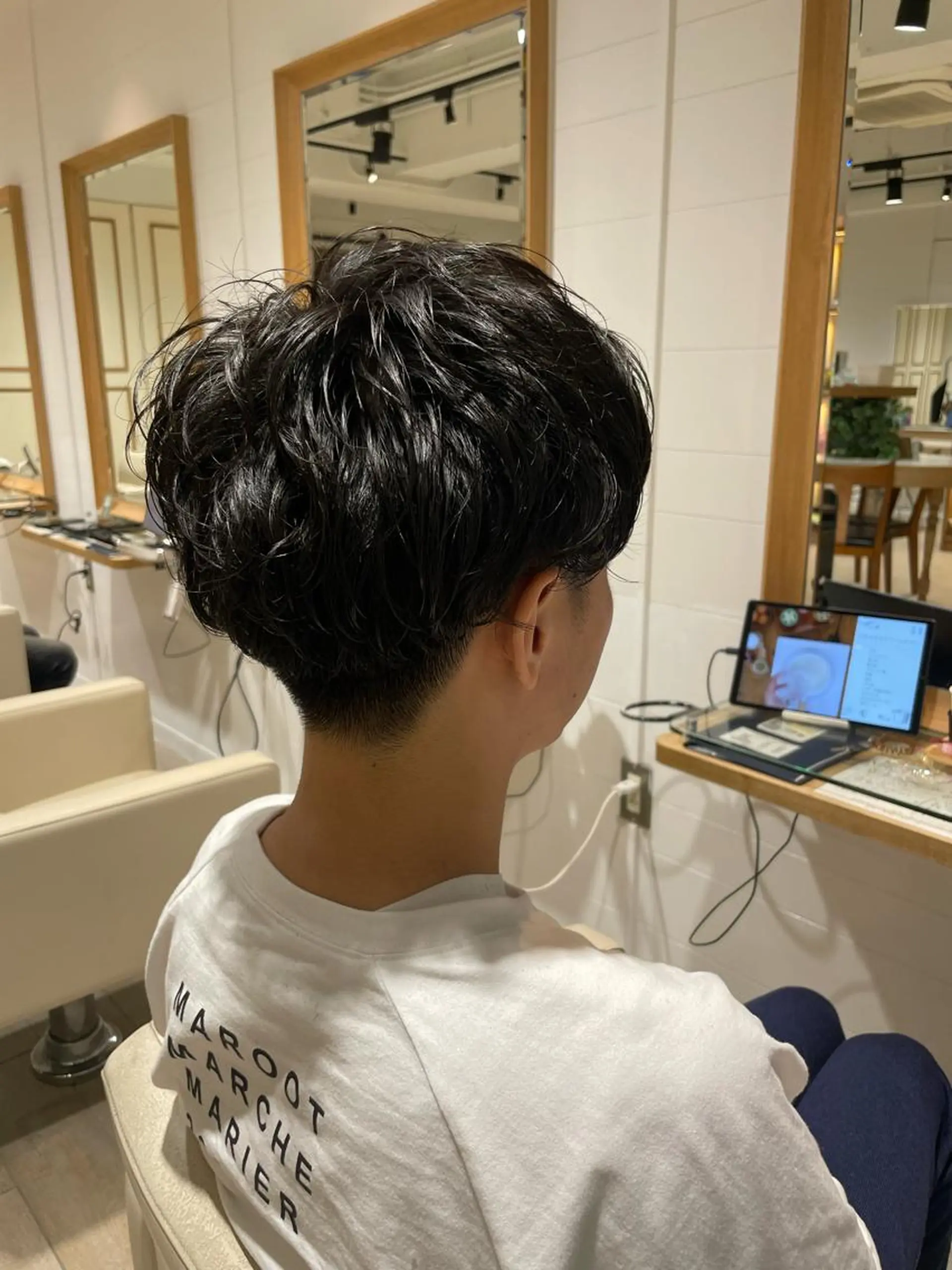 メンズ カット 🐝メンズハイライト …Rioのヘアスタイル