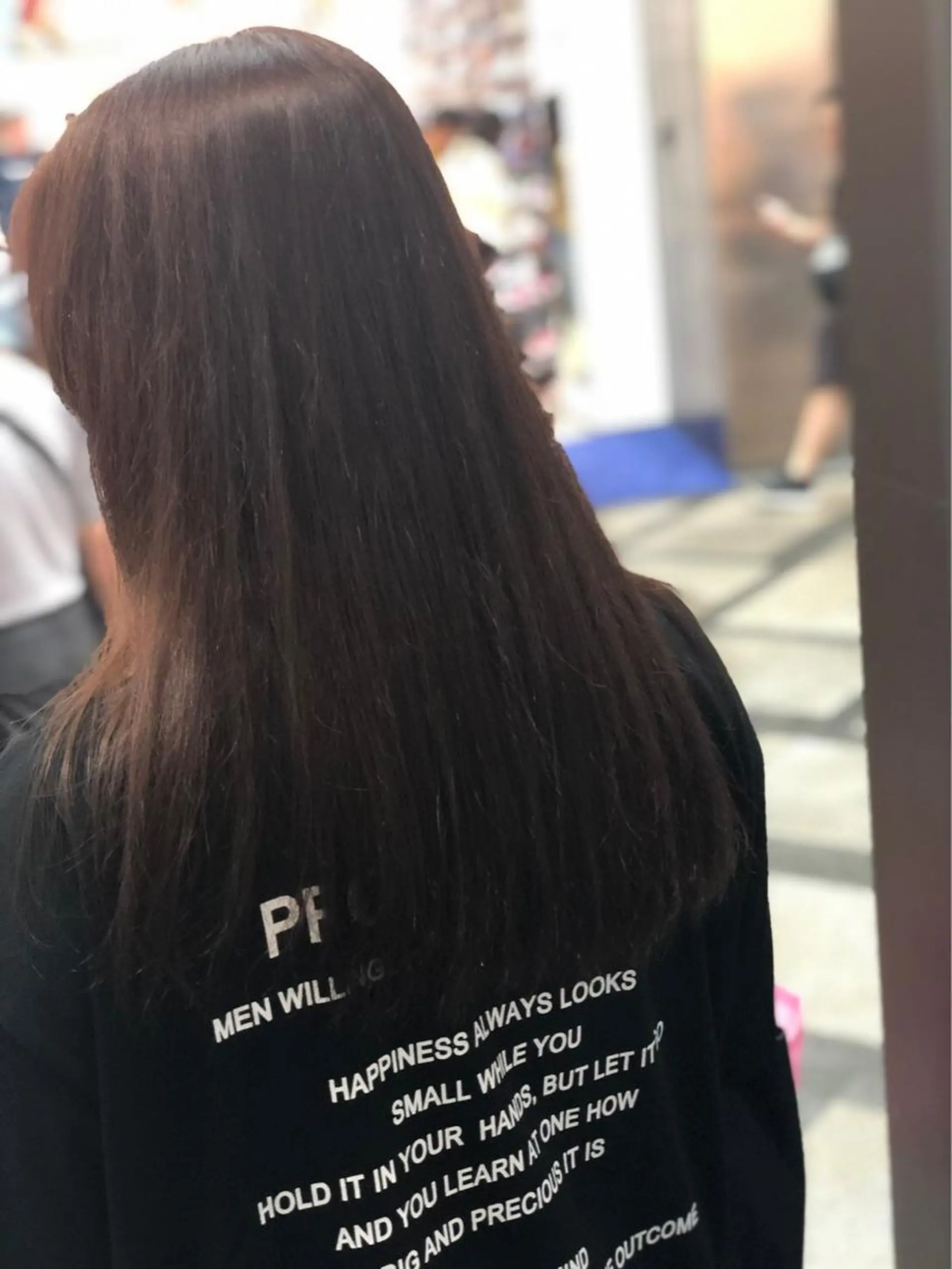 セミロング カラー 脇谷 拓弥のヘアスタイル