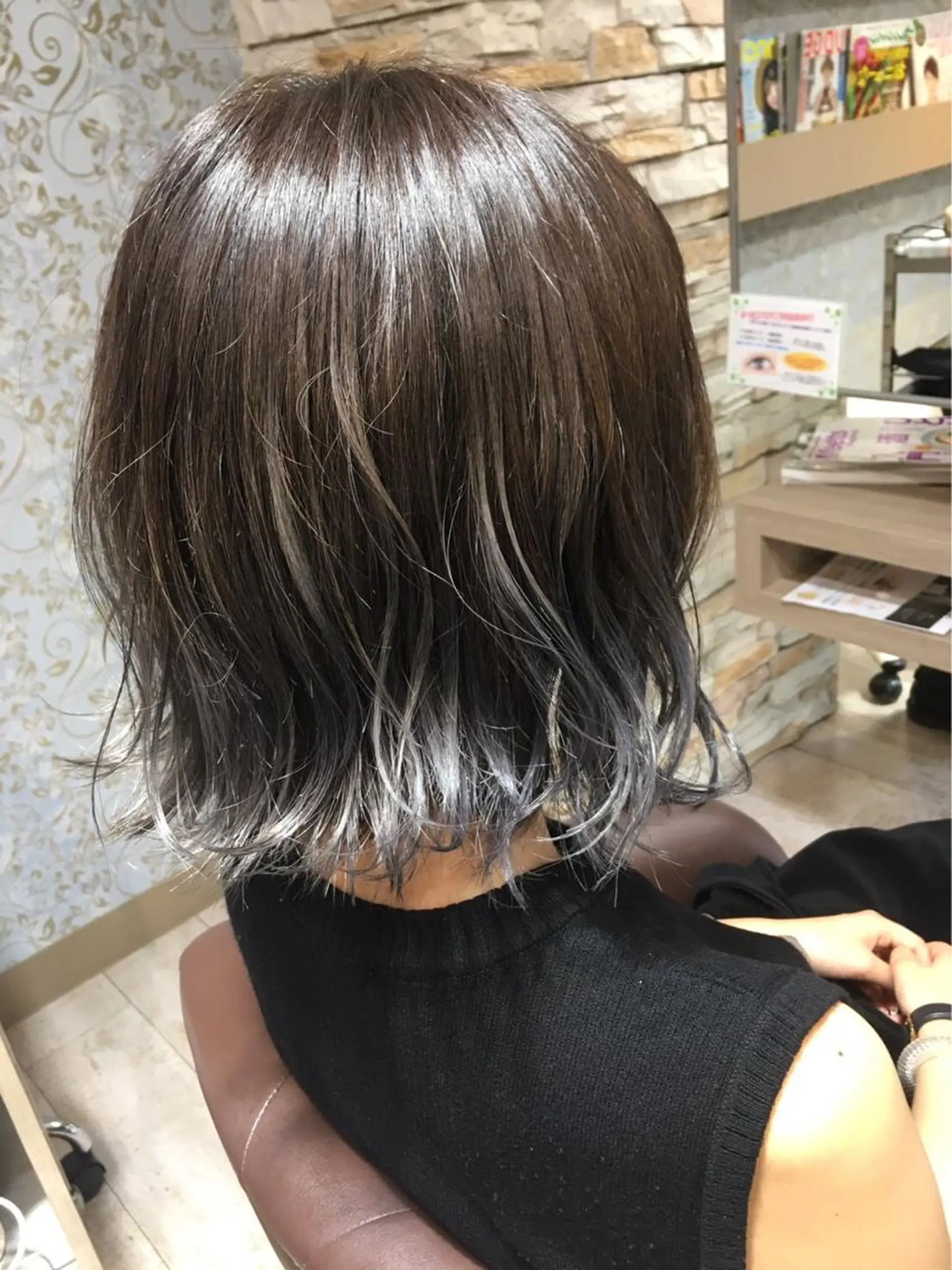 ショート カラー グラデーションカラー cherir髪質改善 パーソナルカラー診断のヘアスタイル