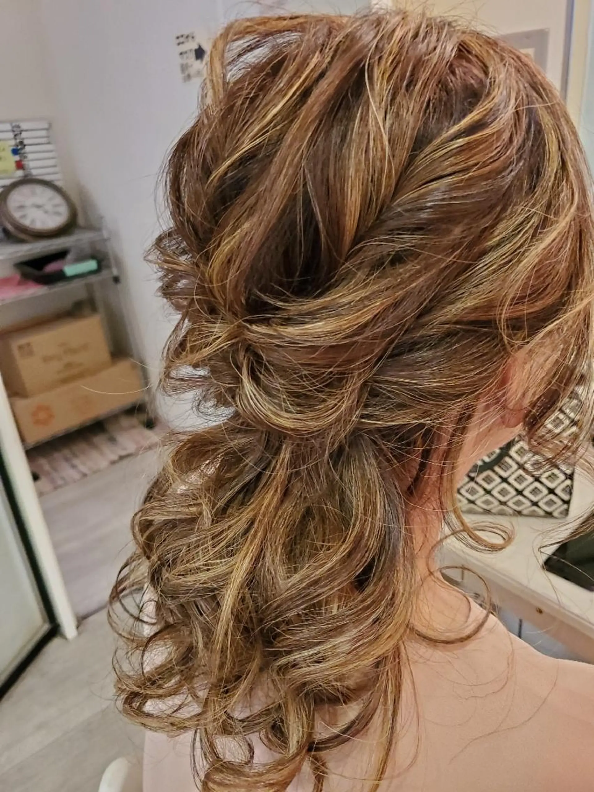 ヘアアレンジ CLOVER 🍀クローバーのマツエク・マツパデザイン