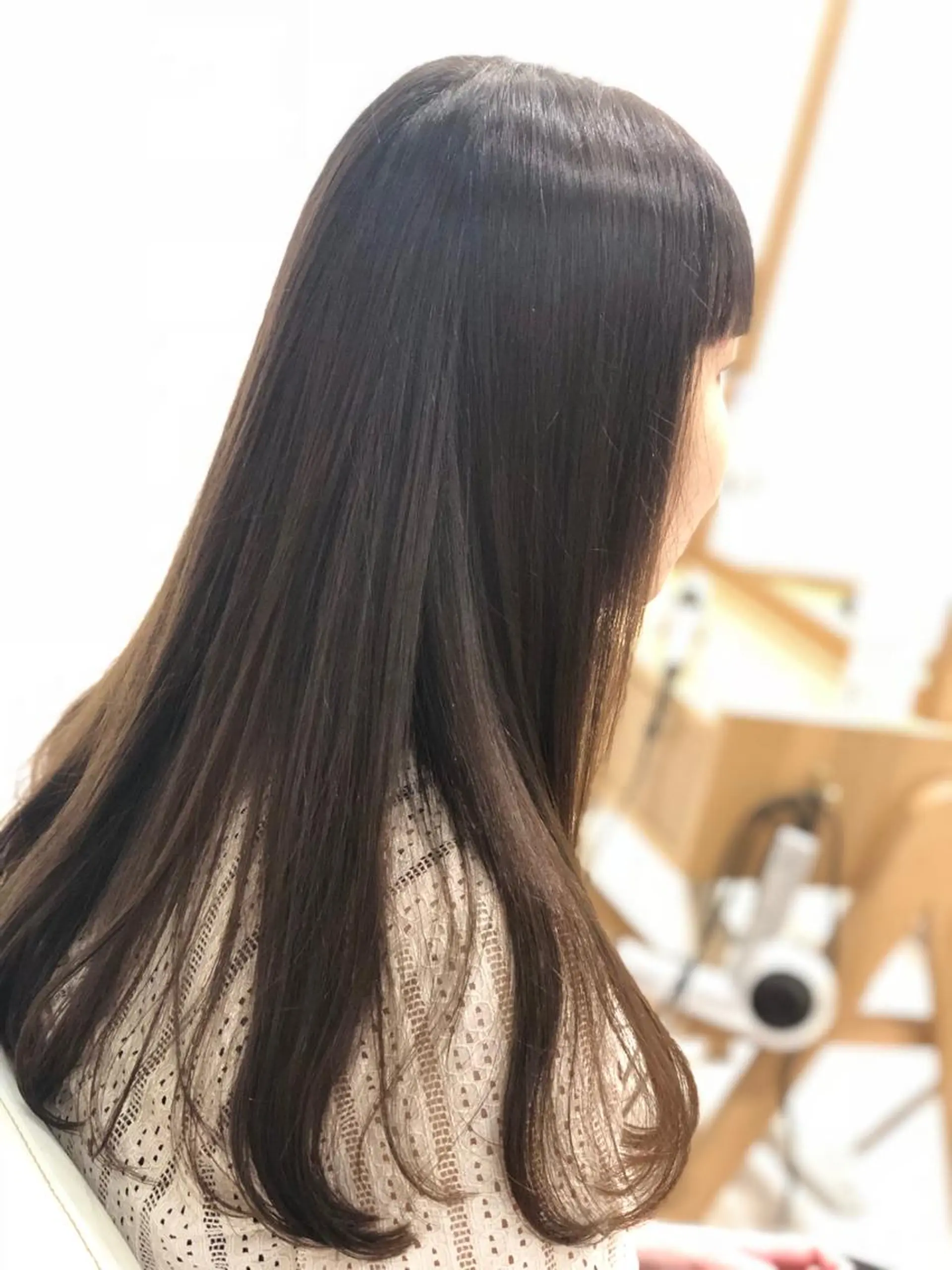 ロング カラー アッシュ ブルーカラー トリートメント 守主 晴香のヘアスタイル