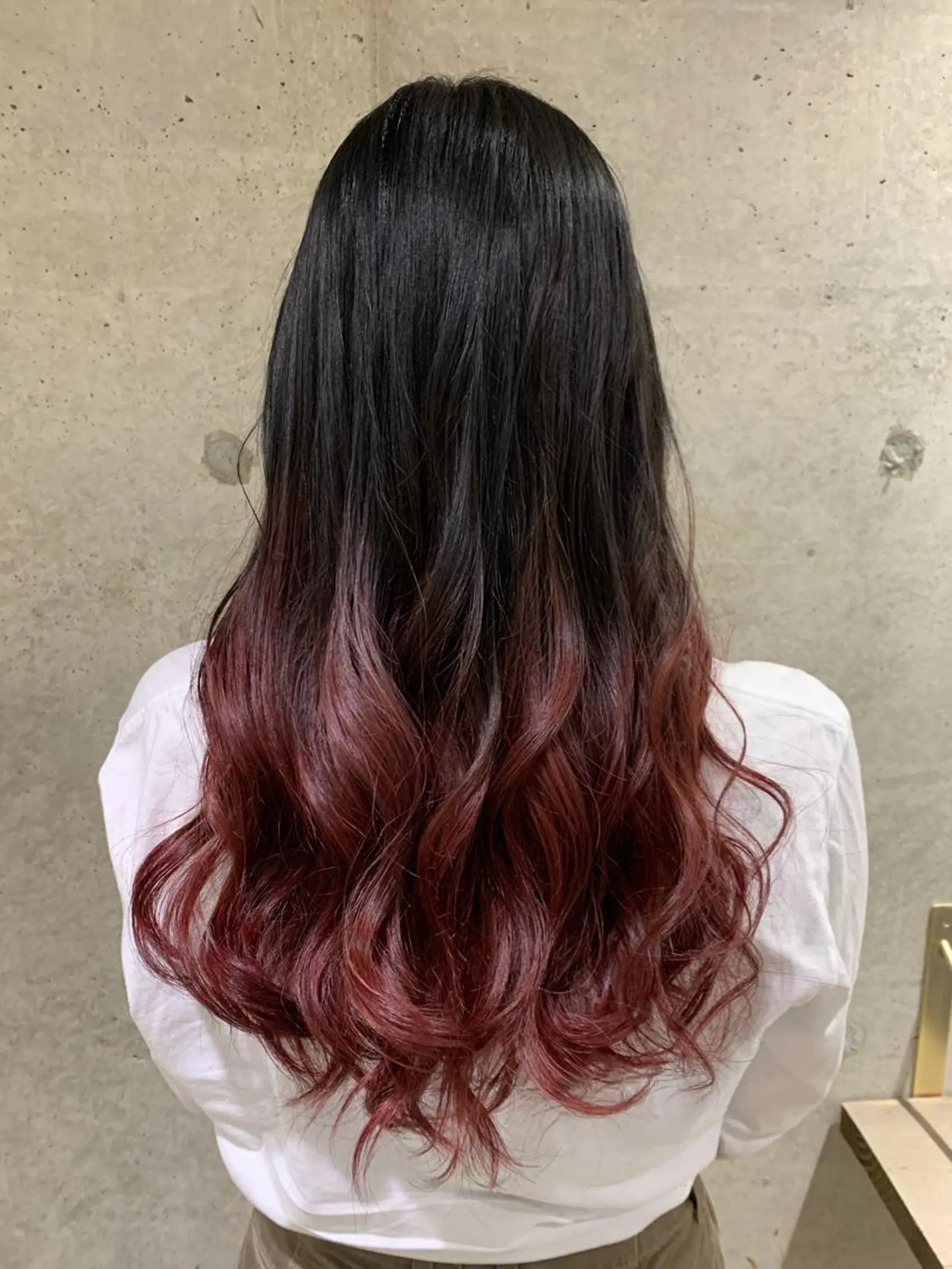 セミロング カラー ハイライトが 得意なニキです😊のヘアスタイル