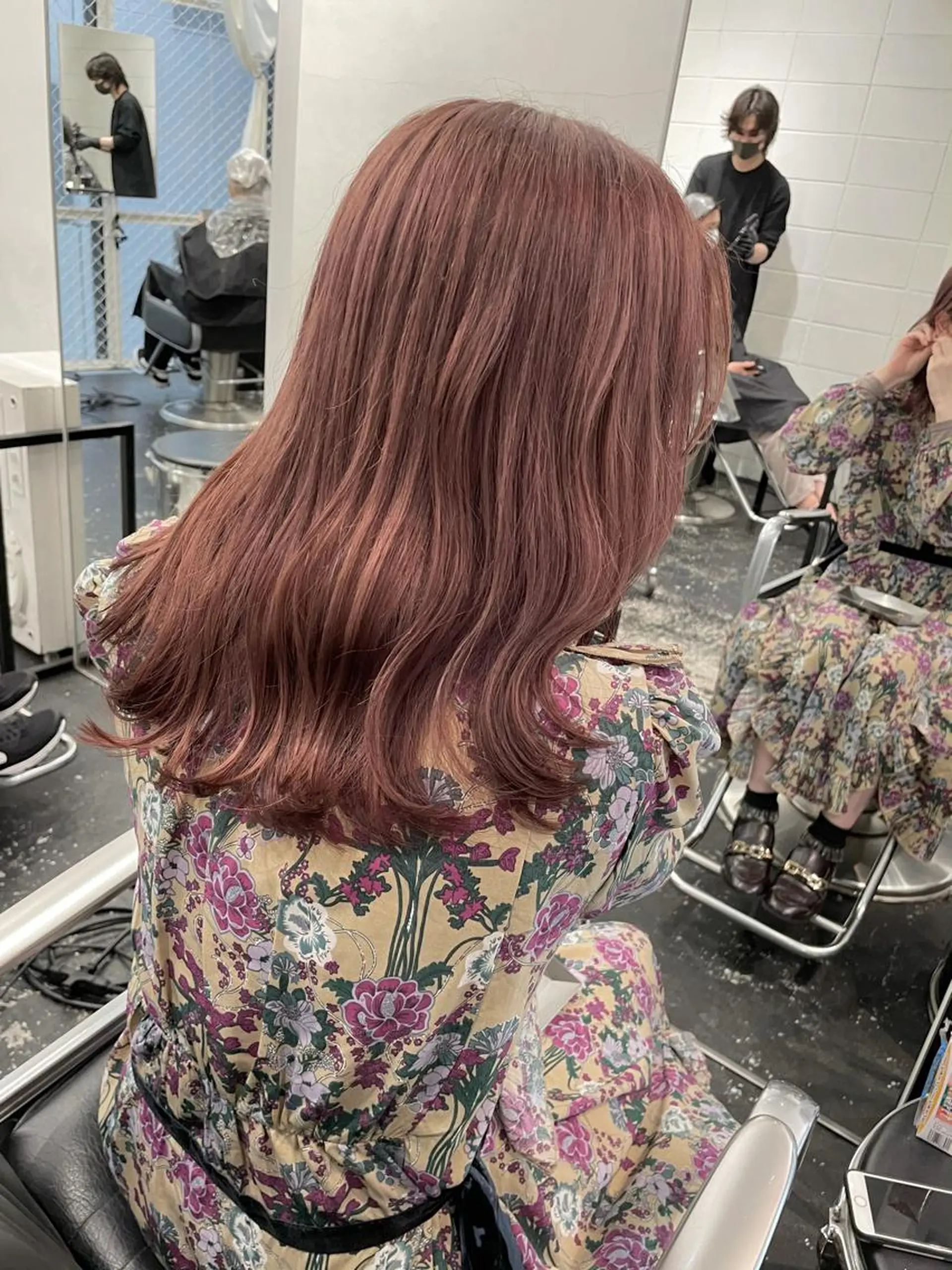 セミロング カラー ヘアアレンジ ベージュカラー ピンクカラー ピンクベージュ カット ヘアカラー トリートメント 艶ハイトーン/ヘア アレンジAYAKAのヘアスタイル
