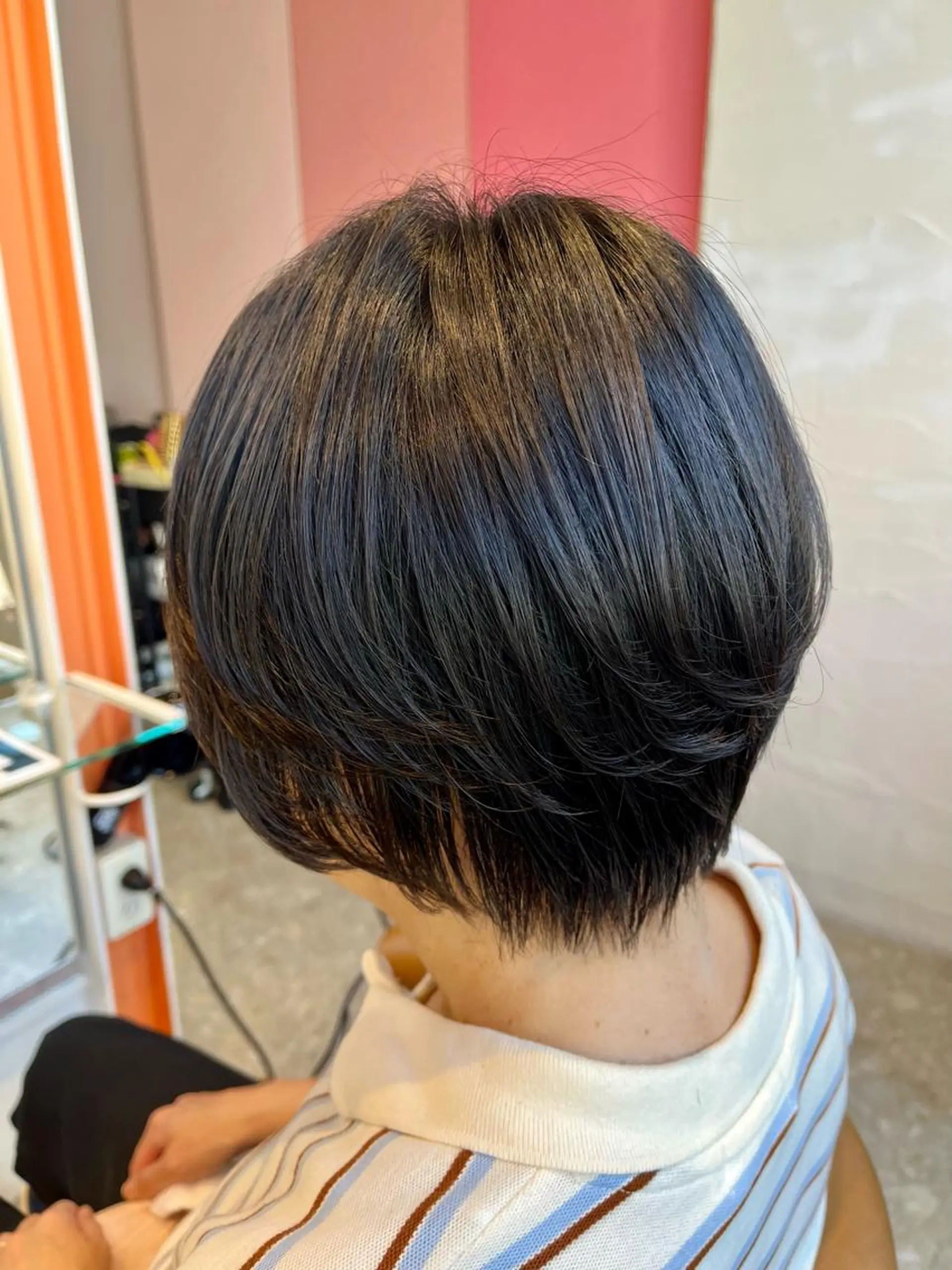 ショート カット うしだ かおるのヘアスタイル