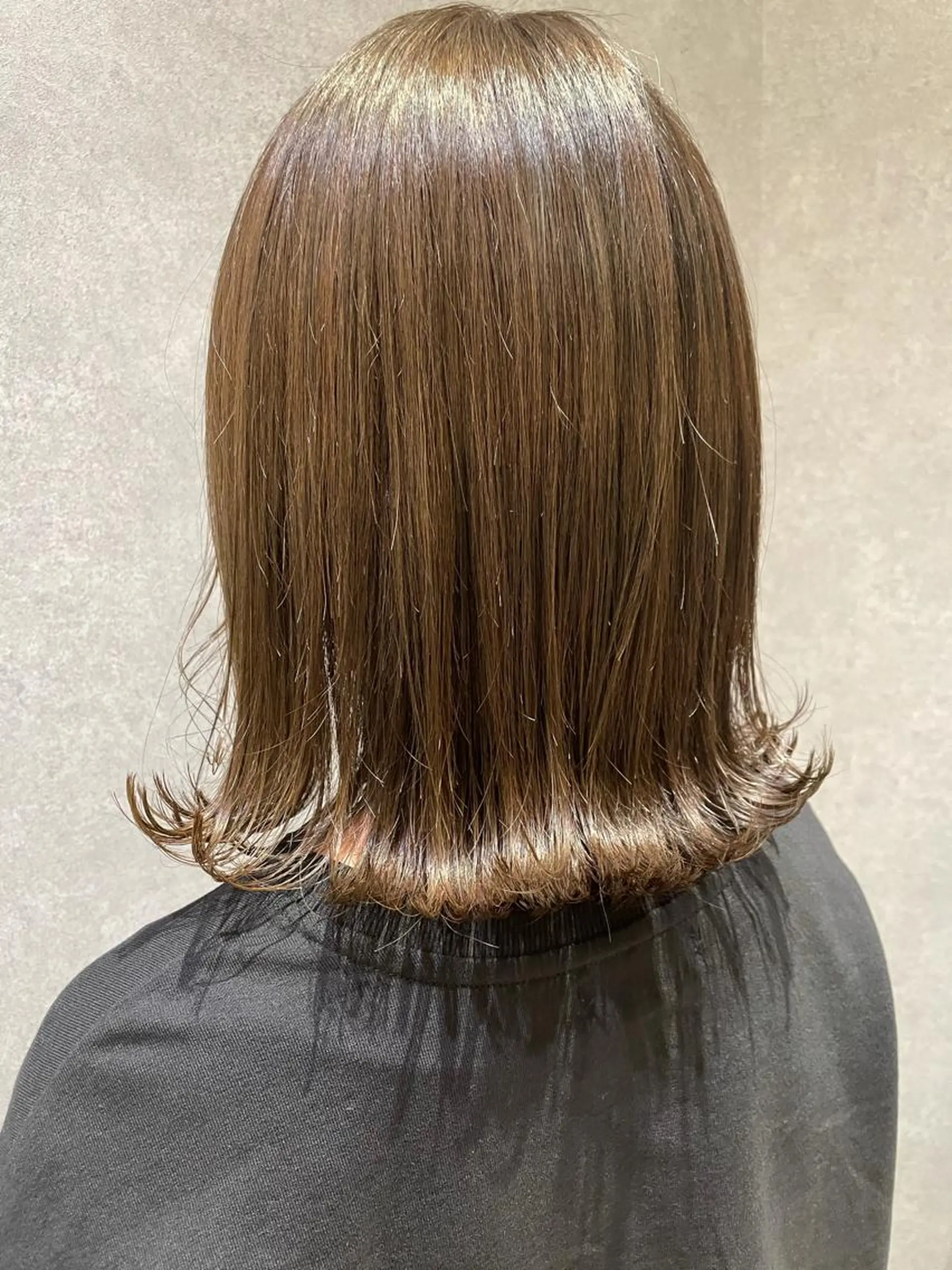 ミディアム カラー gotoday shaire saron所属・miu. ボブ/透け感カラーのヘアスタイル