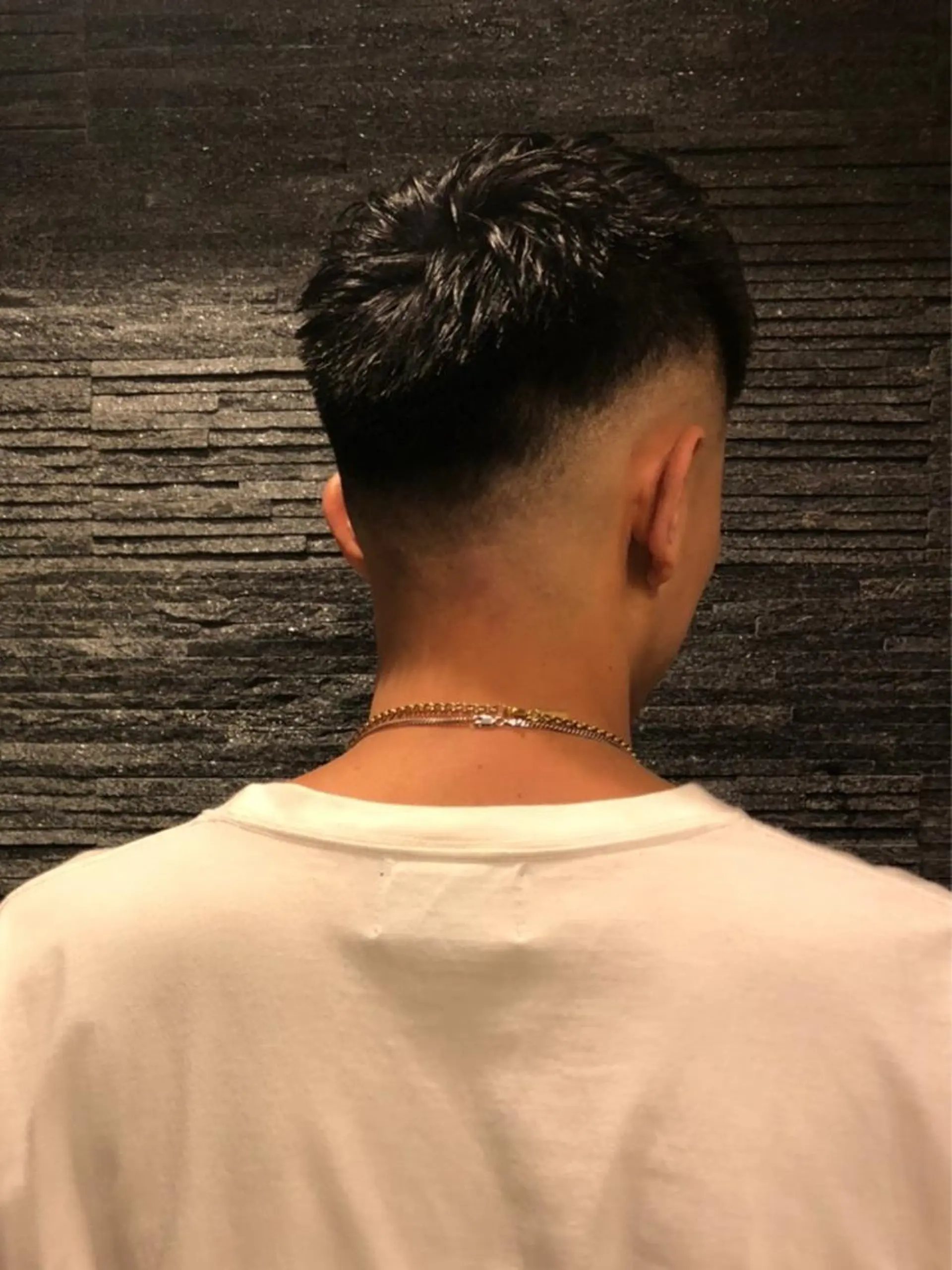 ショート 岡部 迅のヘアスタイル