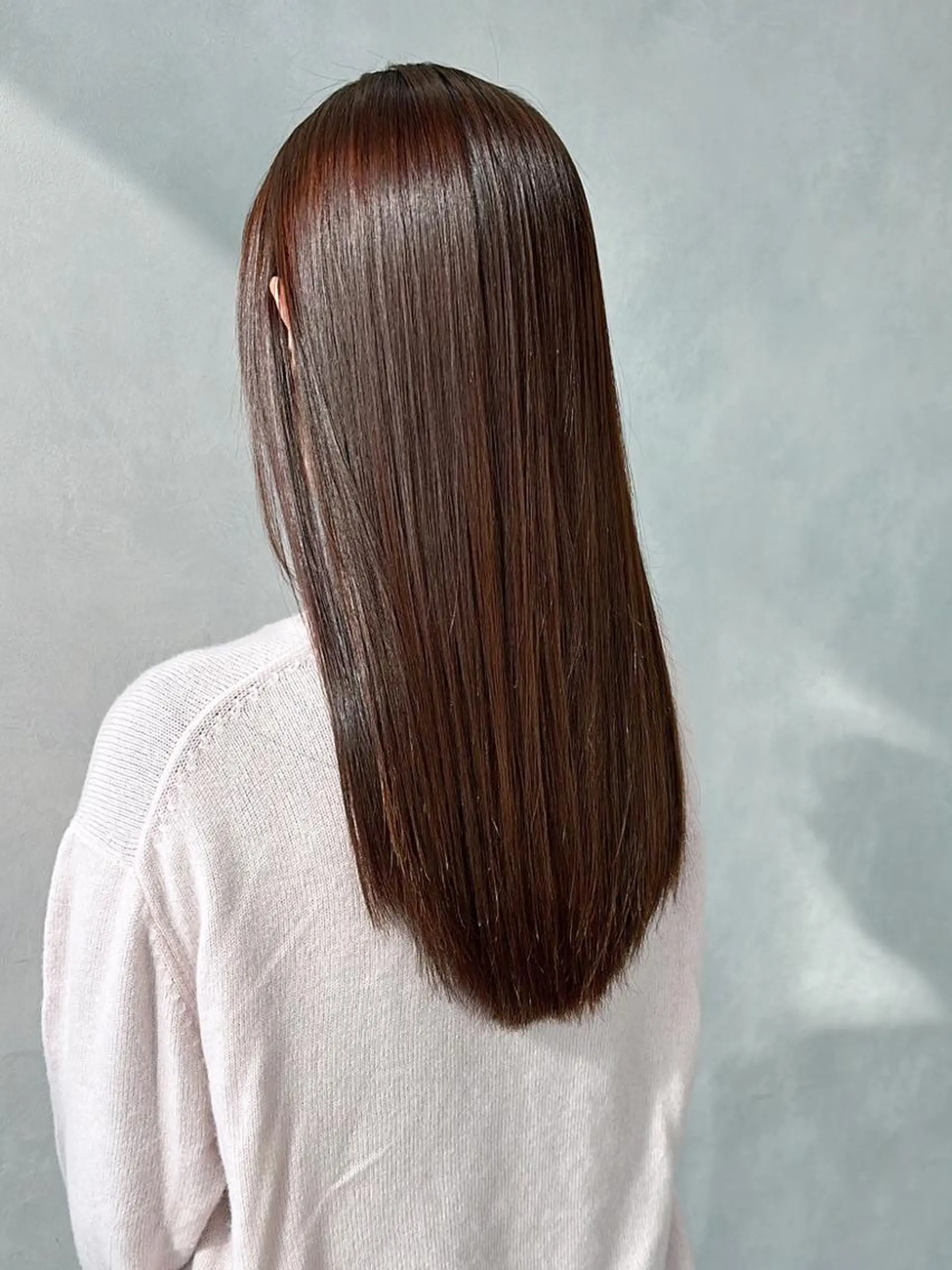 カラー セミロング 顔まわりレイヤー 顔周りカット レイヤーカット おくれ毛 カット ヘアカラー トリートメント ITbyALBUM 藤沢店のヘアスタイル