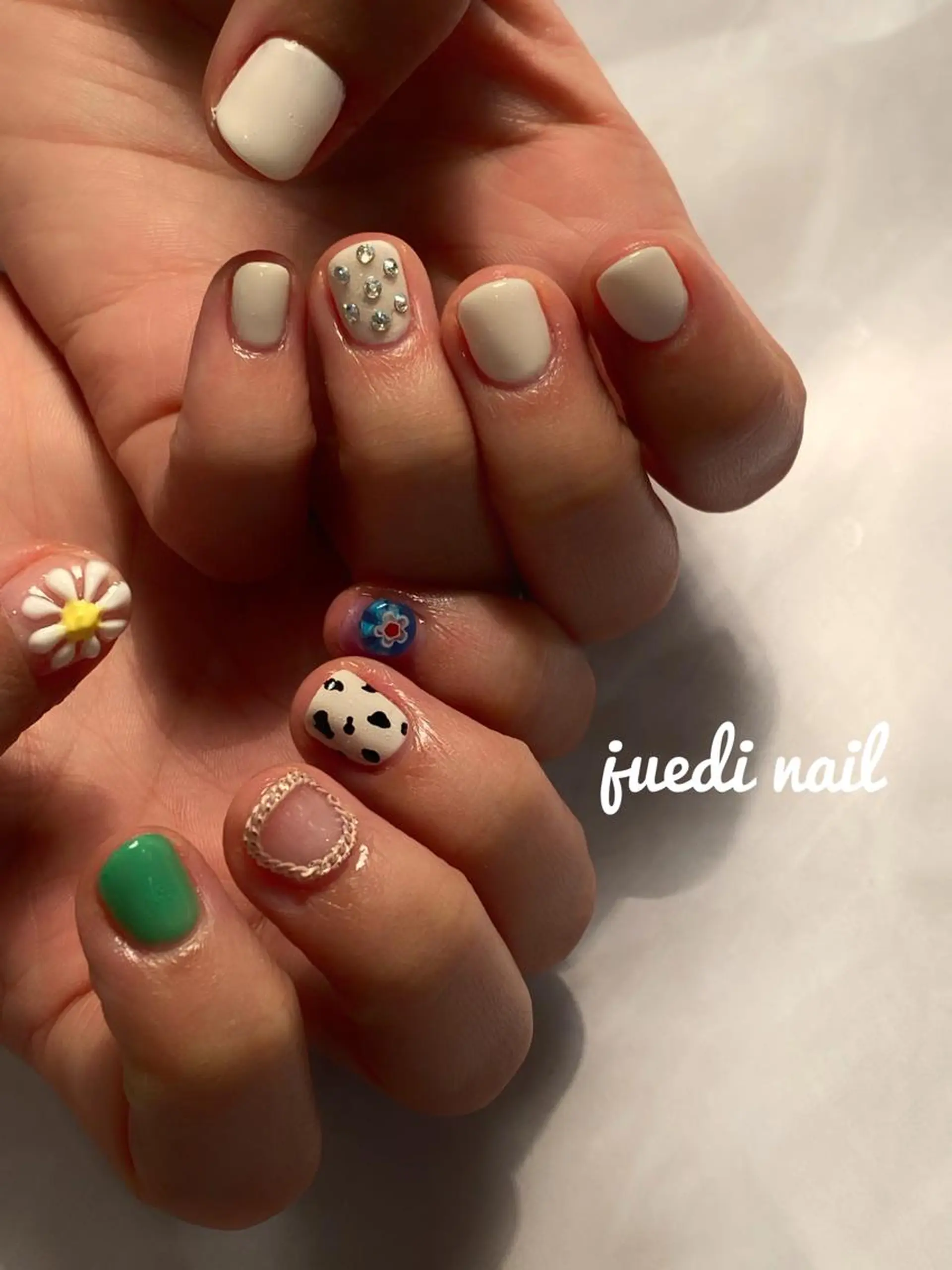 ネイル juedi nail 〜木曜日のネイル〜のネイルデザイン