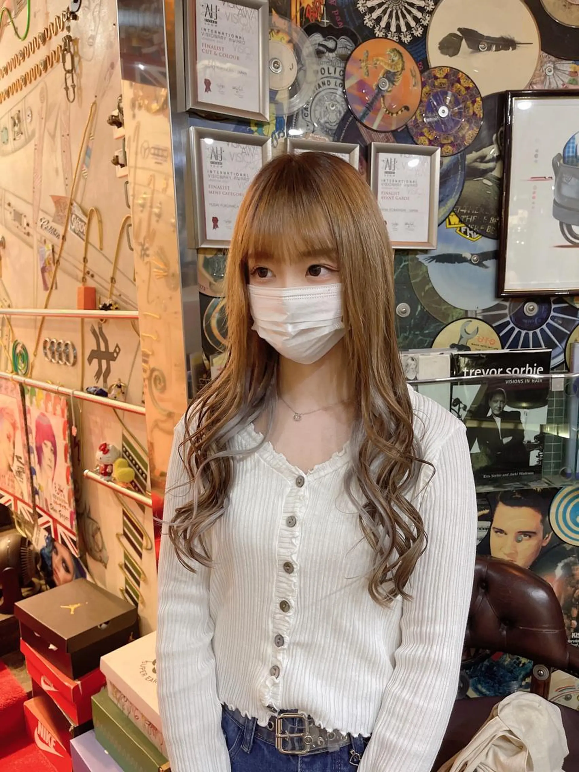 ロング カラー ヘアアレンジ 編み込みエクステ シルバー エクステ 🌈派手髪エクステ ブレイズ🌈ひろとのヘアスタイル