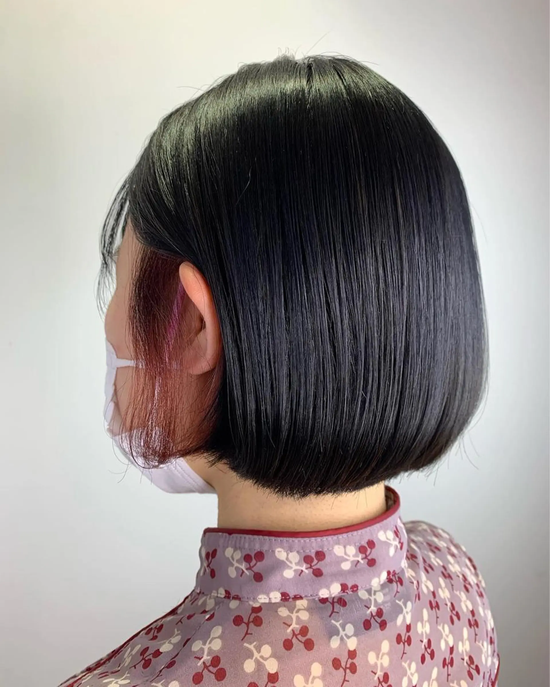 ショート カラー ダークグレー ダークグレージュ イヤリングカラー グレージュ ピンクカラー 【美髪を叶える】中谷 彰宏(アキ)のヘアスタイル