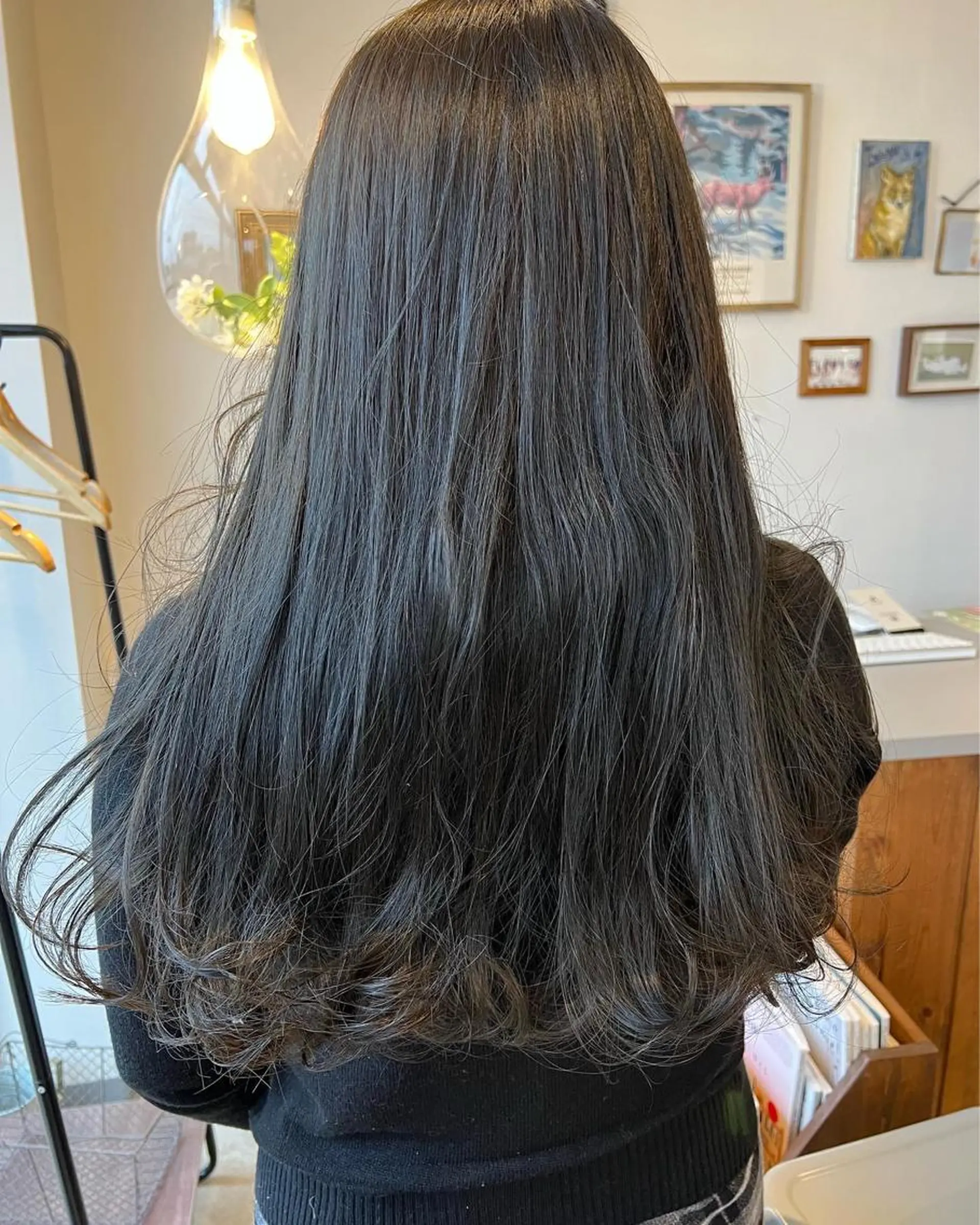 ロング カラー 透明感カラー ヘアカラー トリートメント TREASTAR所属・松永 真弥のヘアスタイル