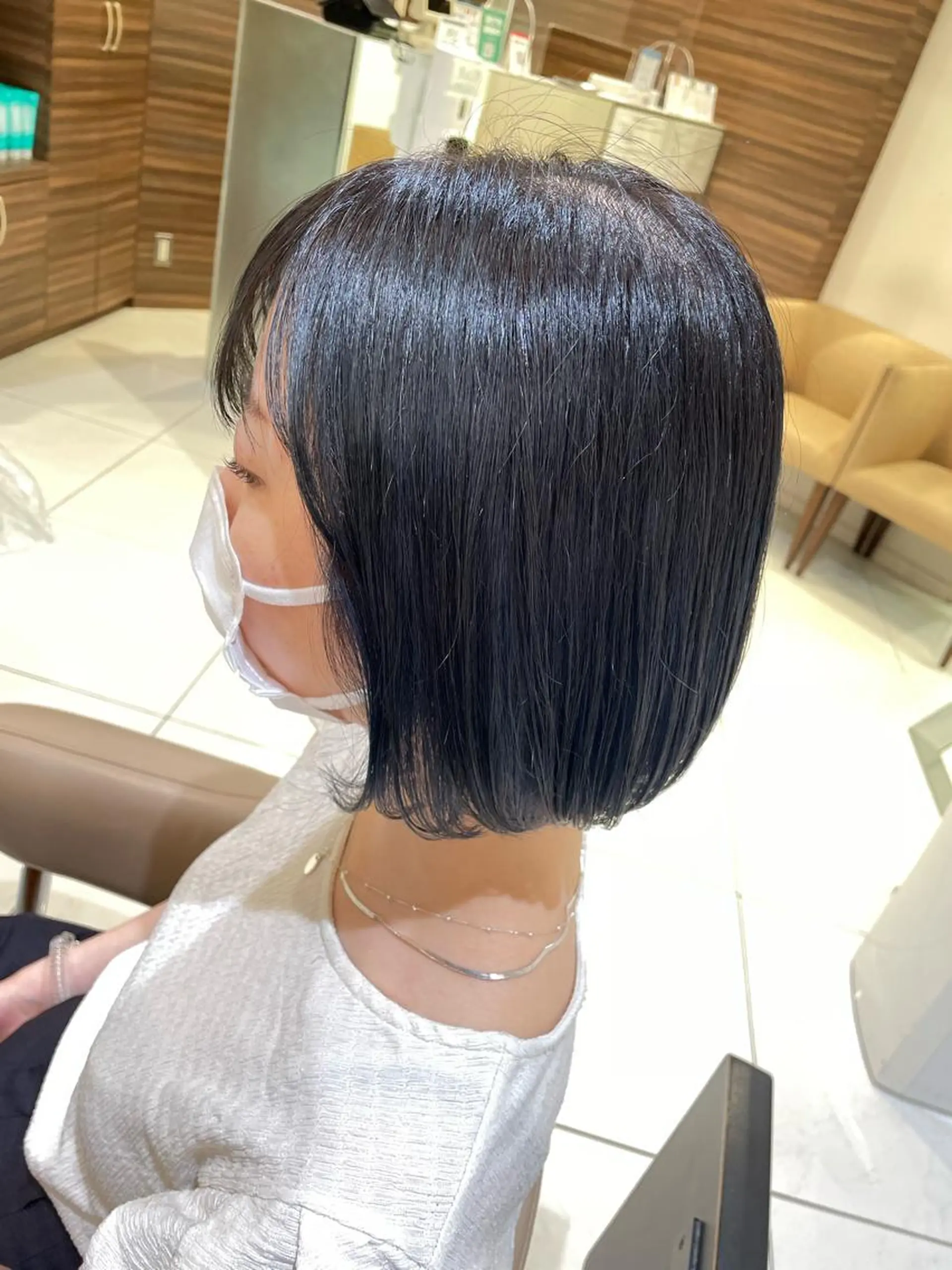 ショート カラー 渡部 恭子のヘアスタイル