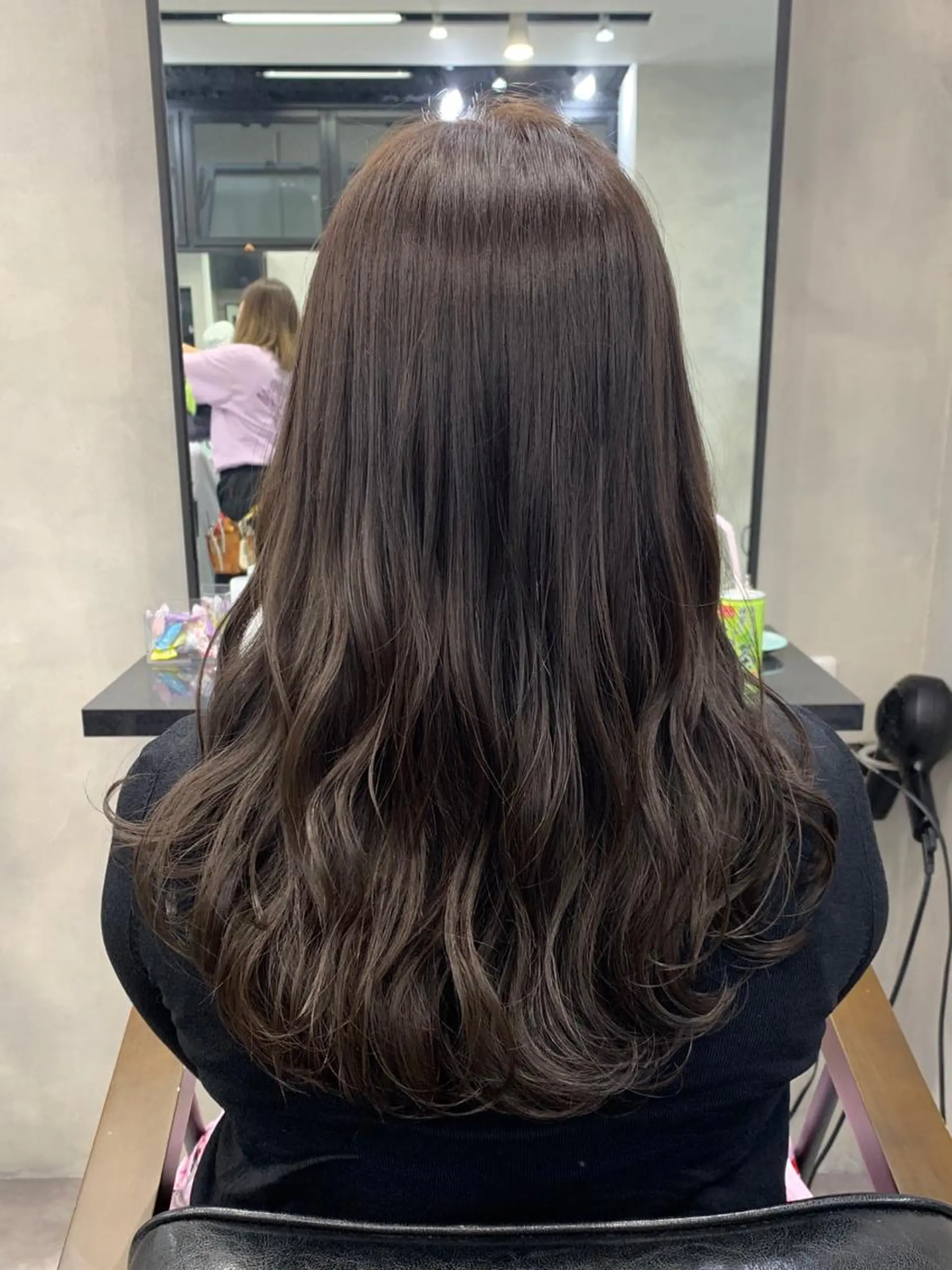 セミロング カラー パーマ ヘアアレンジ 個室で似合わせ好印象 🧡外山弥千代のヘアスタイル