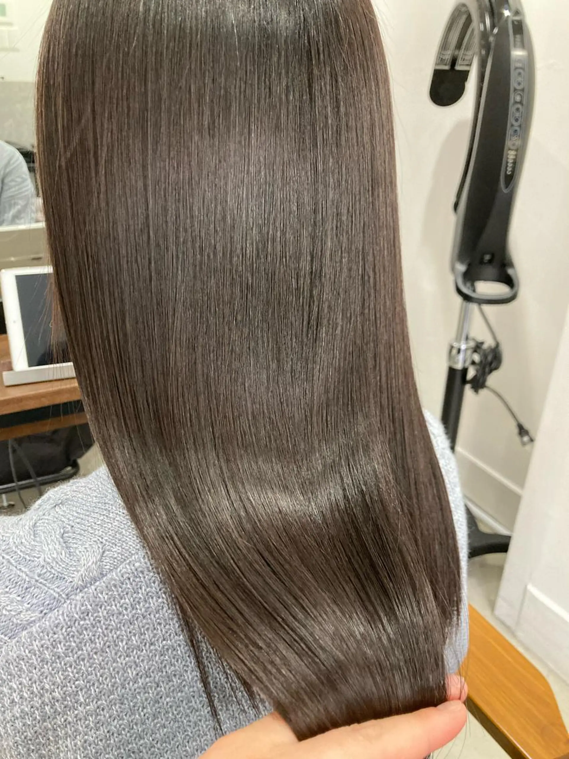セミロング カット トリートメント Larry🌼中下 美香のヘアスタイル
