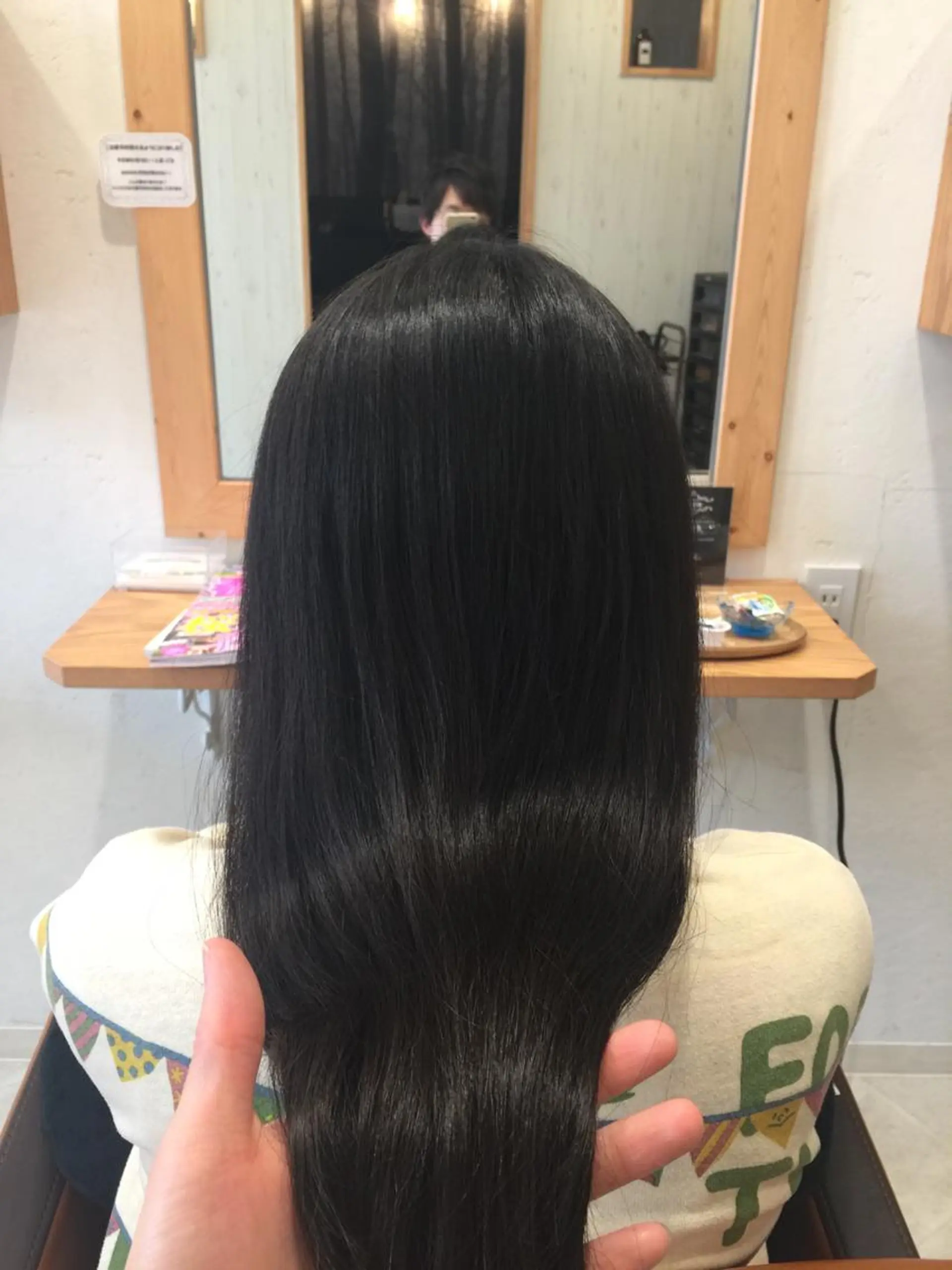 ロング カラー ツヤ髪専門美容師 桑原 和誠のヘアスタイル