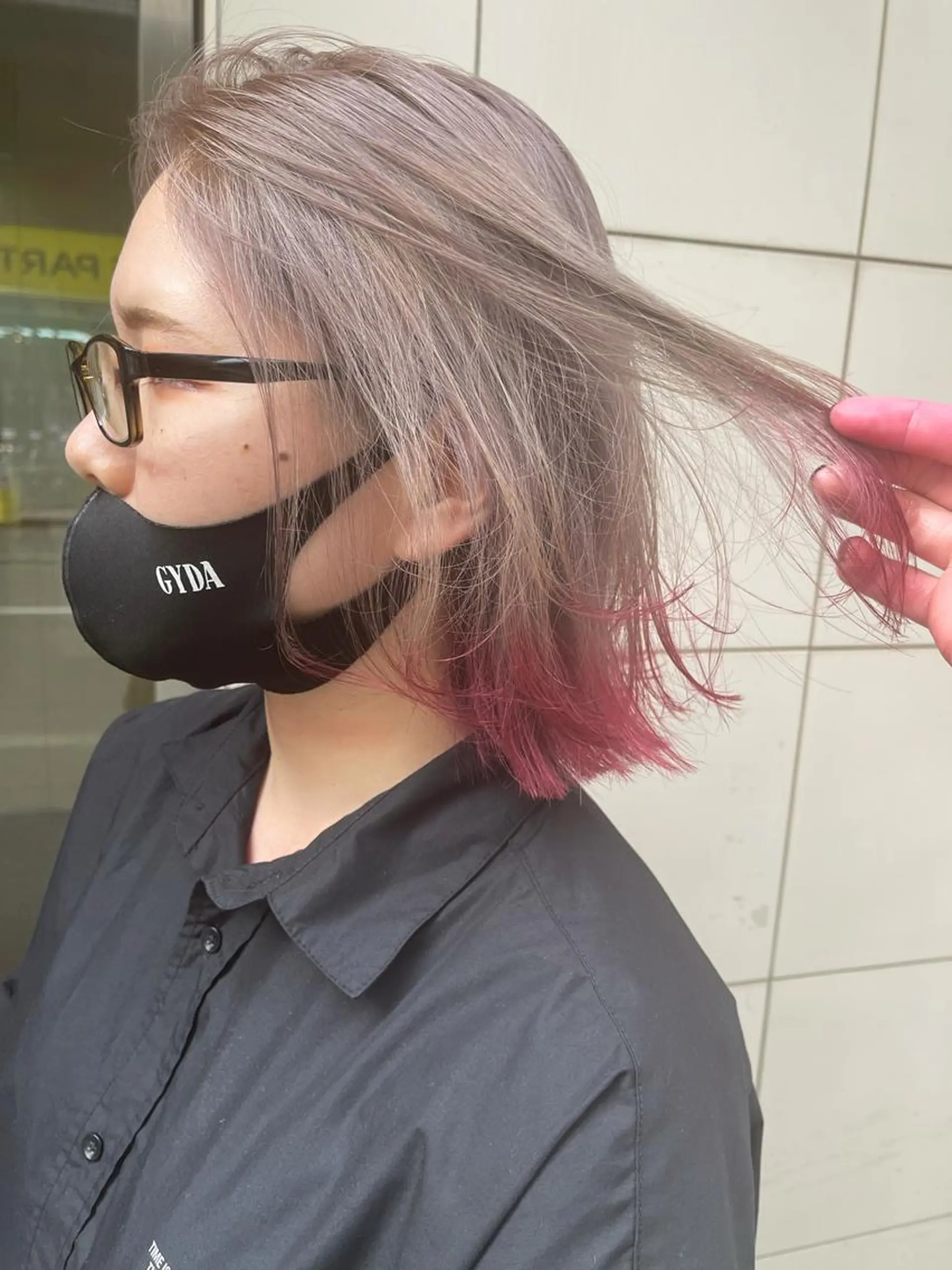 ショート ヘアカラー 早瀬裕之 パーマのヘアスタイル