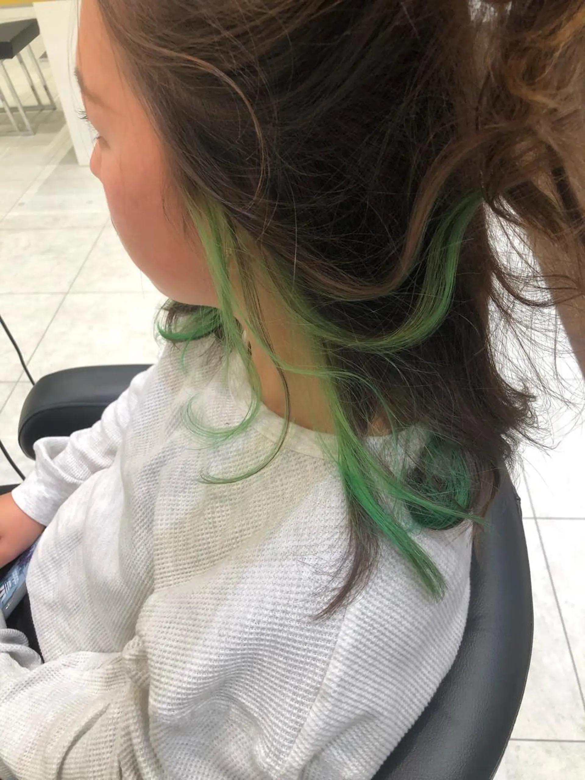 ミディアム 岸 保奈美のヘアスタイル