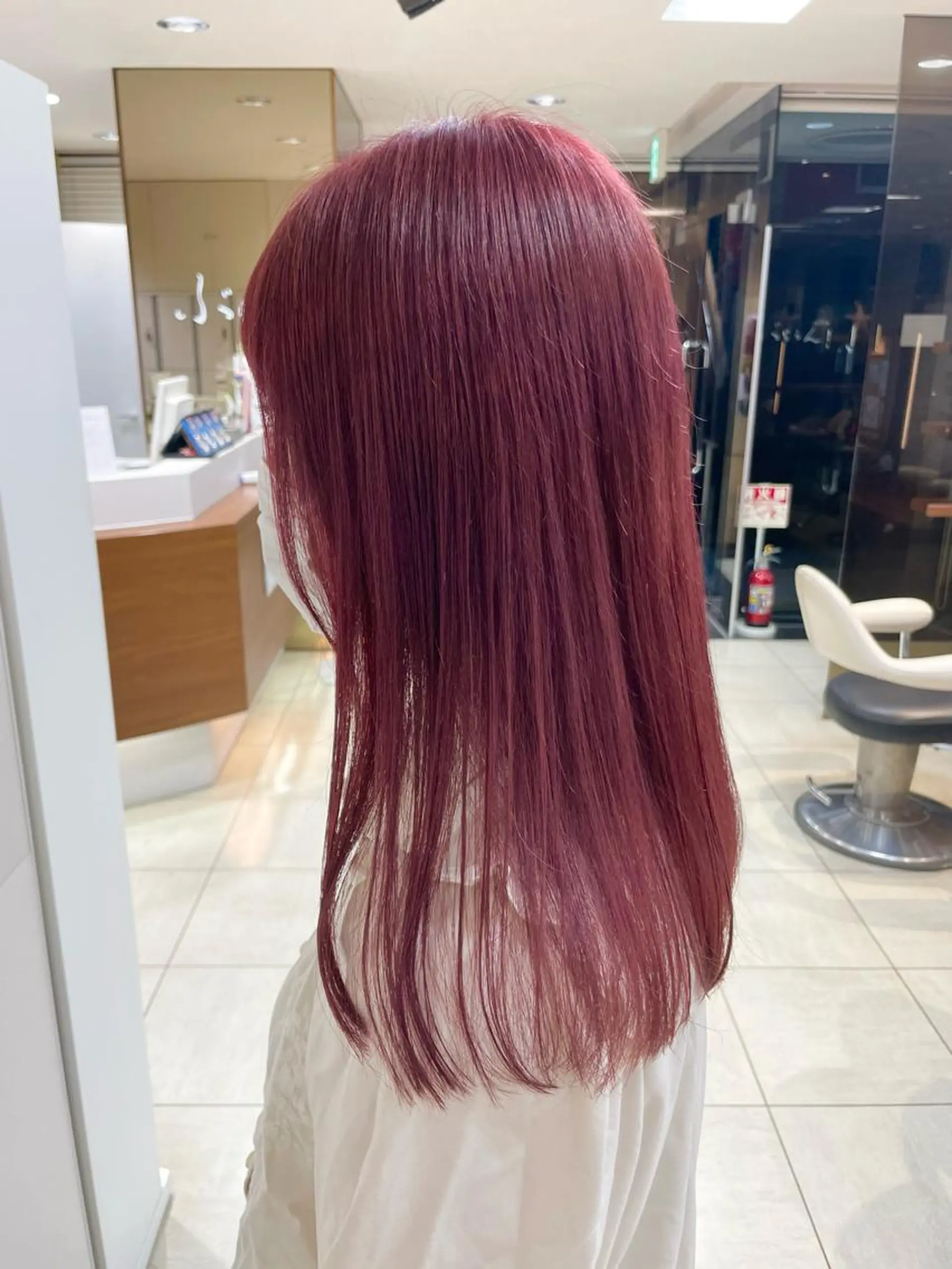 セミロング カラー ヘアアレンジ ヘアカラー トリートメント 【Sweep】おじま のぞみのヘアスタイル