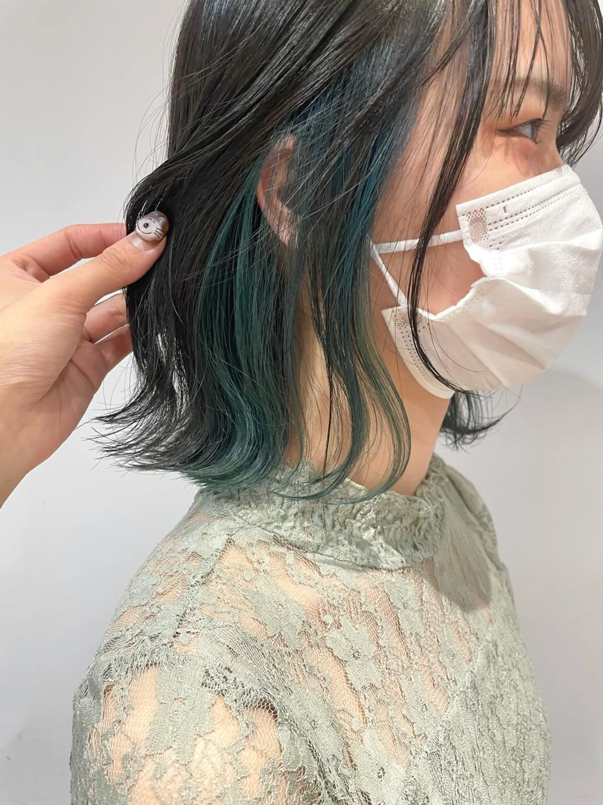 ミディアム カラー ブルーカラー 🌈🌸あおき みちる🌟💗のヘアスタイル