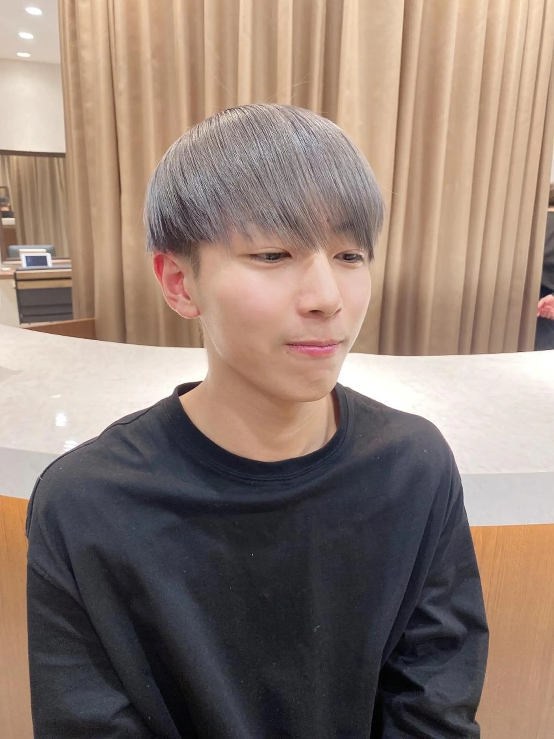 メンズ メンズハイトーン 顔周り🇰🇷韓国 レイヤー/モエのヘアスタイル