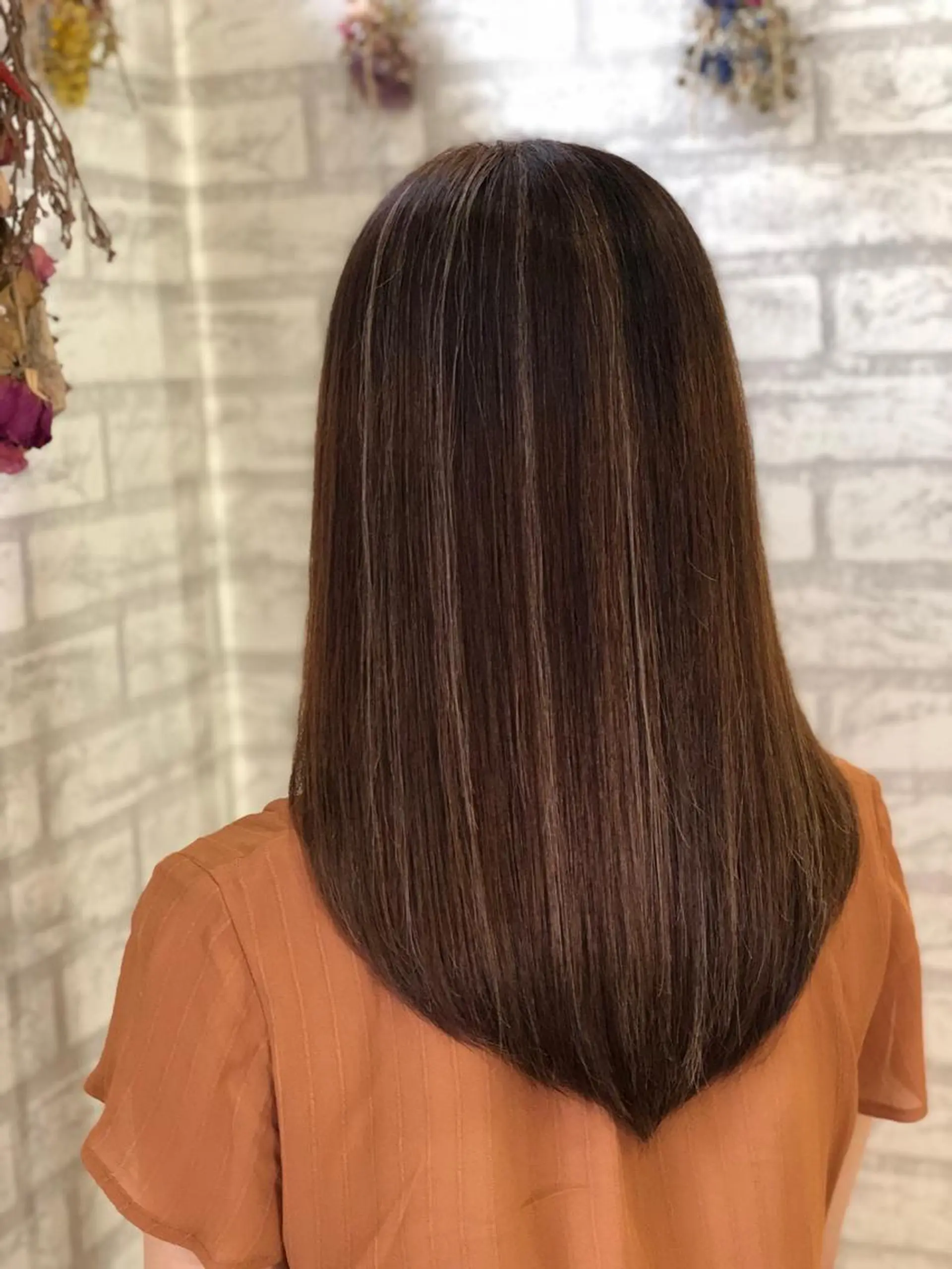 ミディアム カラー ハイライトカラー ピンクカラー ハイライト カット ヘアカラー トリートメント 🌸Cielo🌸 KENのヘアスタイル