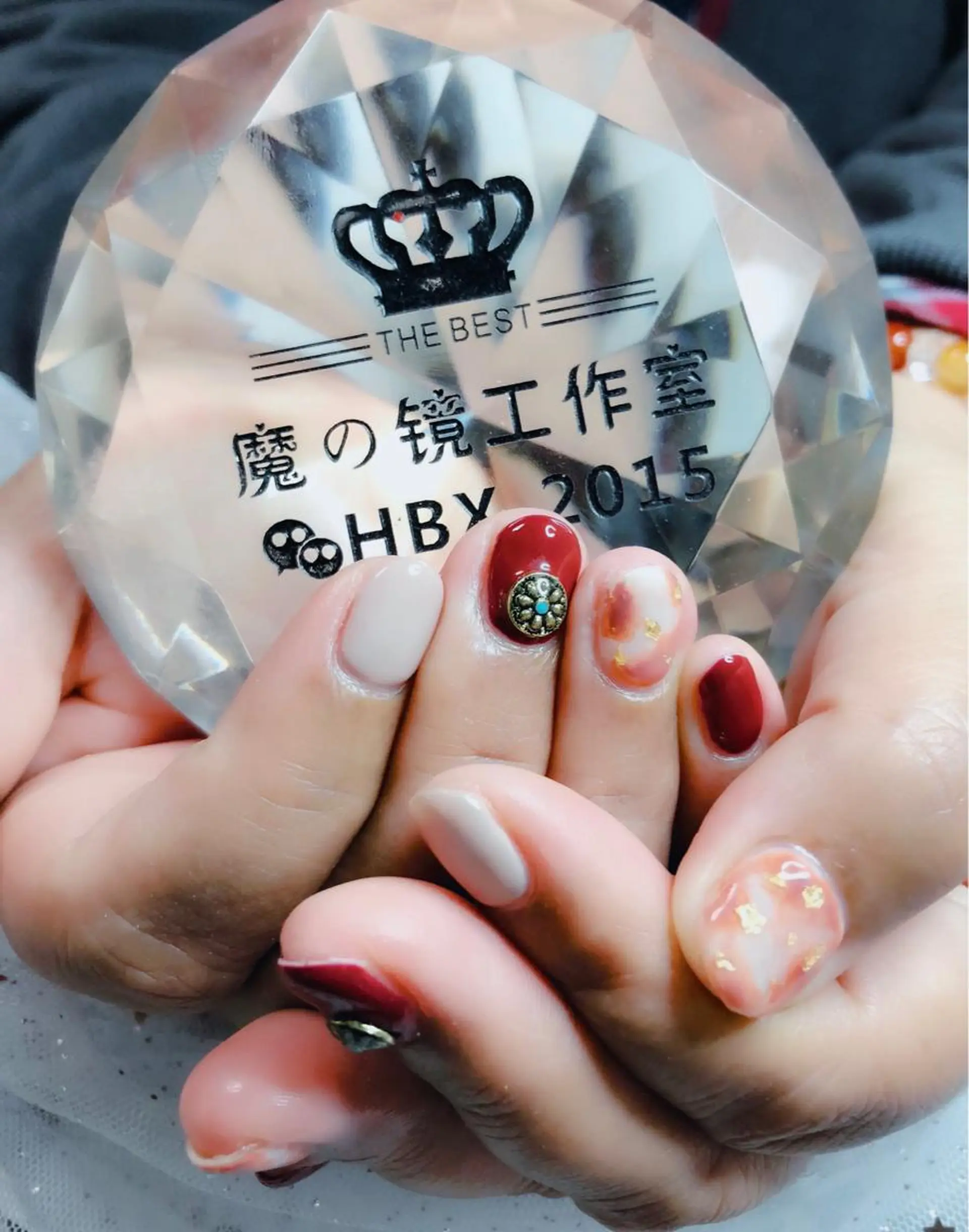 ネイル ハンドネイル マジック ミラーのネイルデザイン