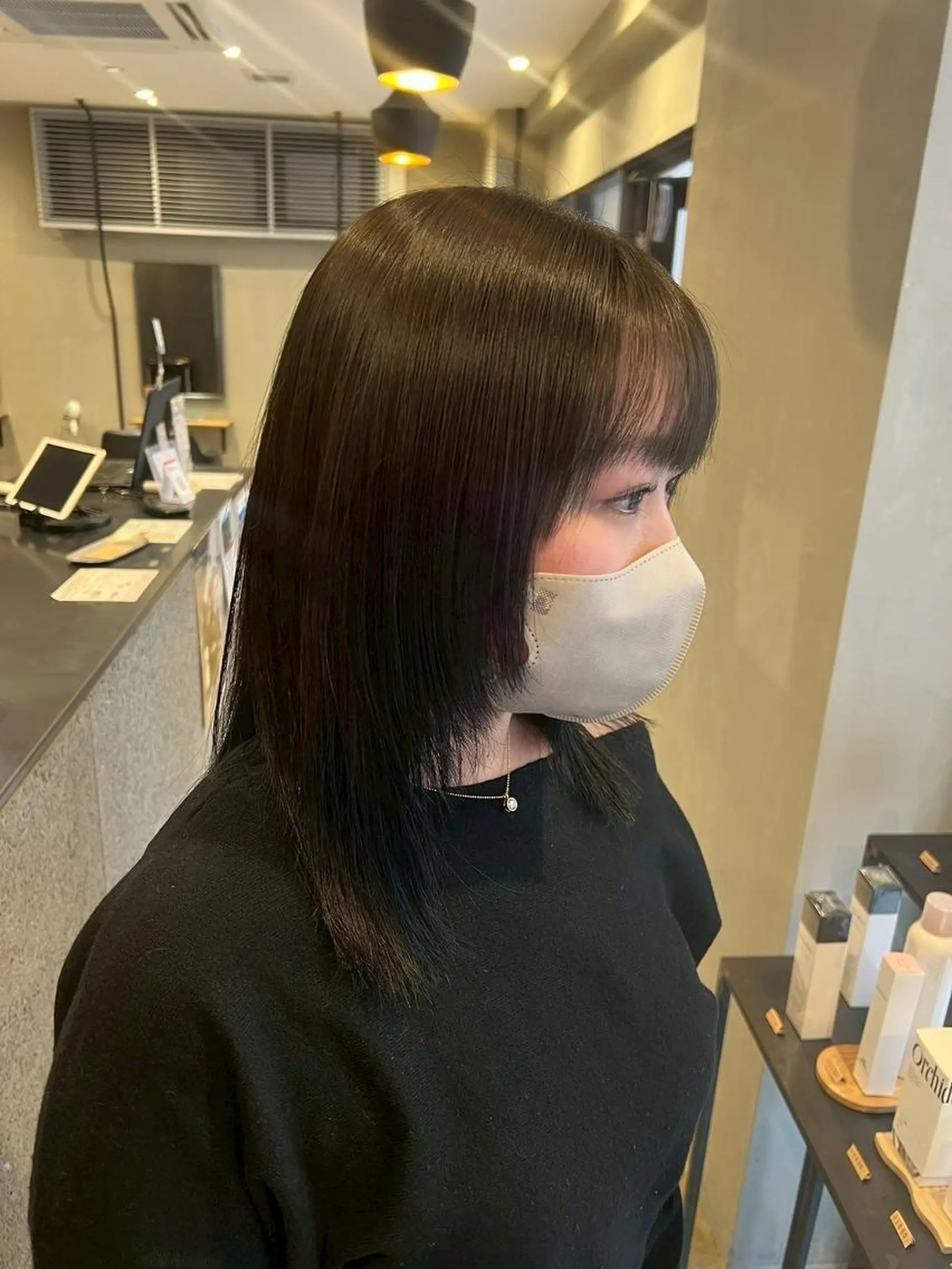 ミディアム カラー 谷岡 沙也佳のヘアスタイル