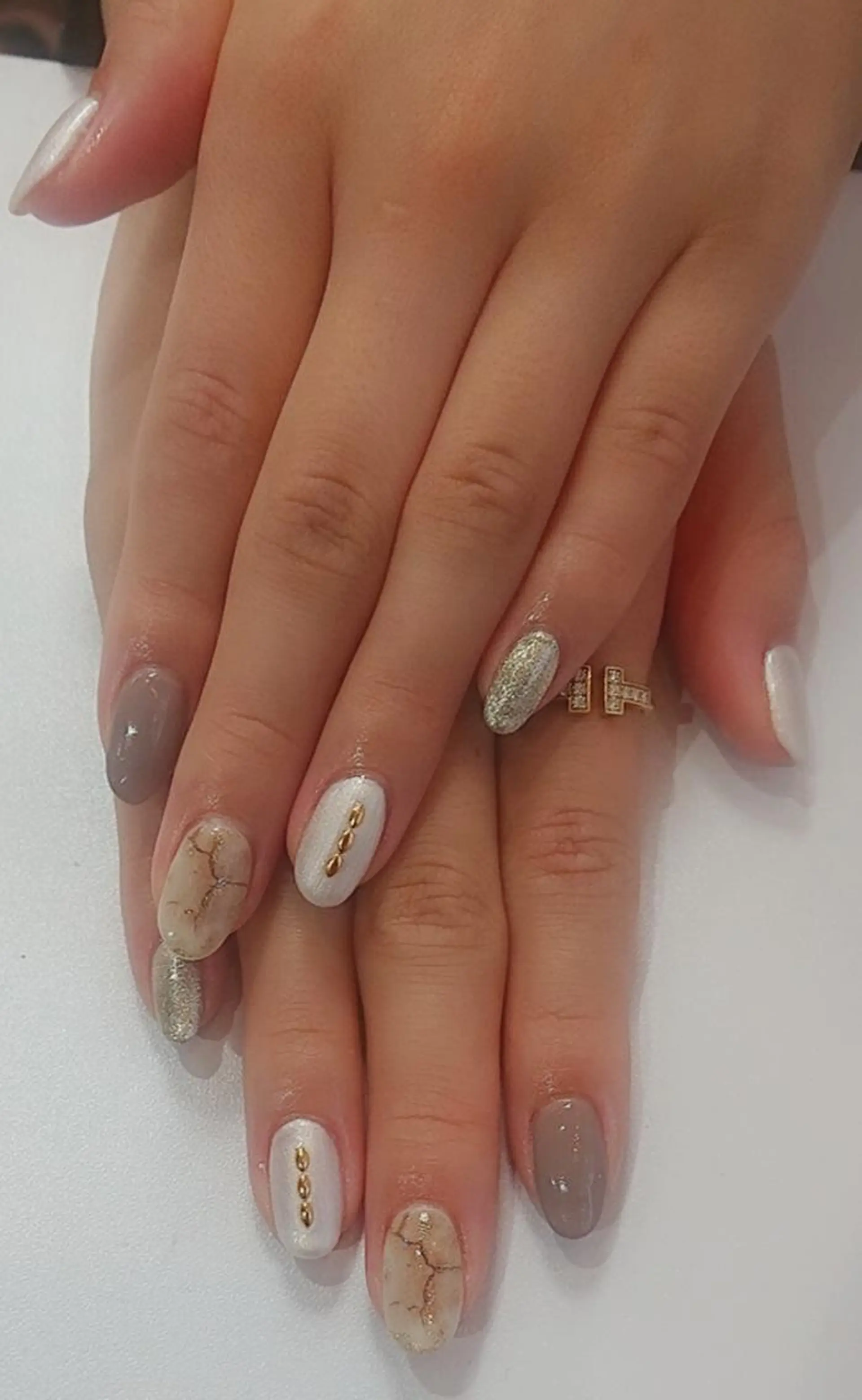 ネイル 🍒当日もOK🍒 𝑳𝑼𝑵𝑨花井のネイルデザイン