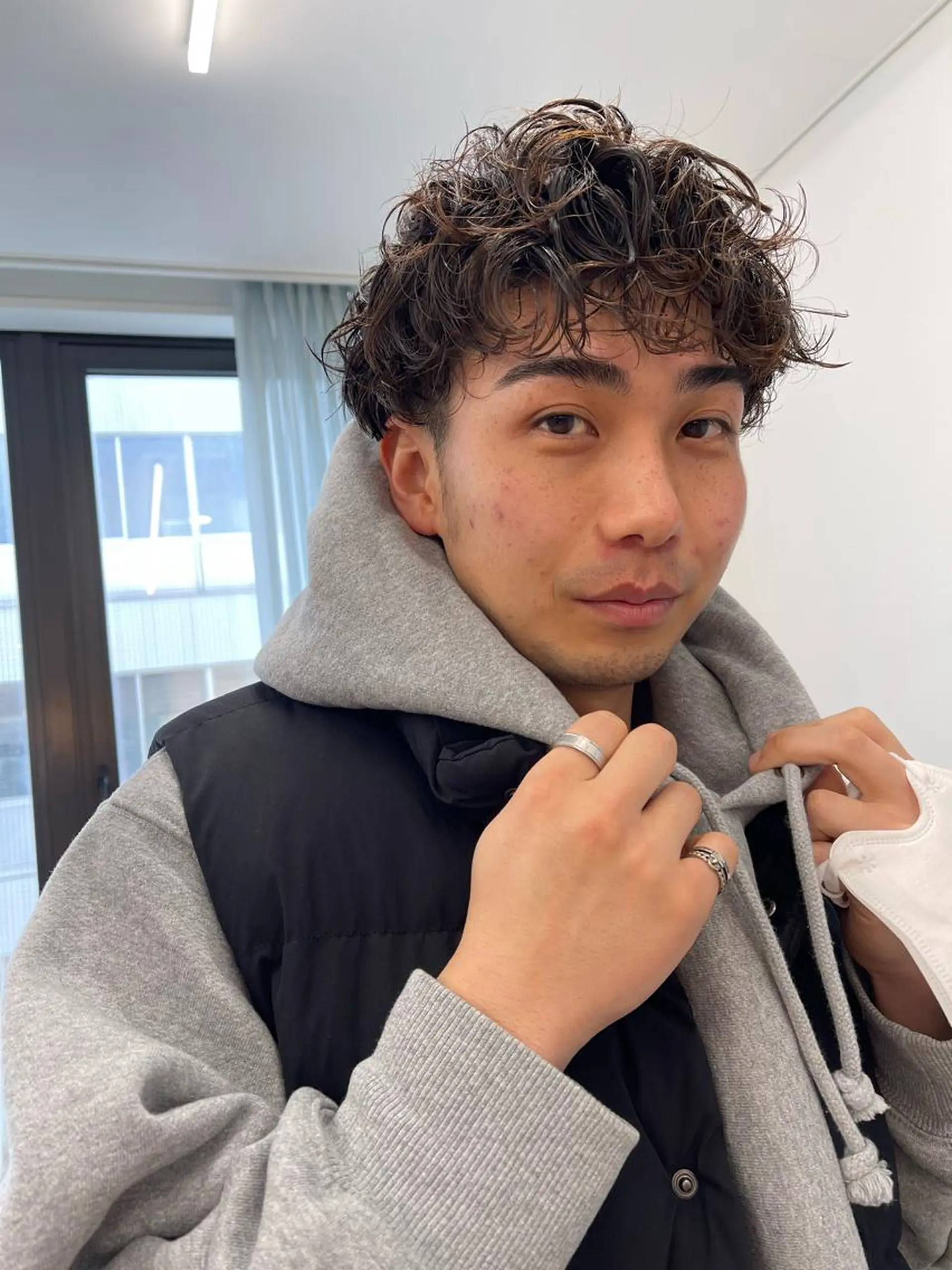 ショート パーマ メンズ カット パーマ トリートメント 💓パーマ，💗 レイヤーカットのヘアスタイル