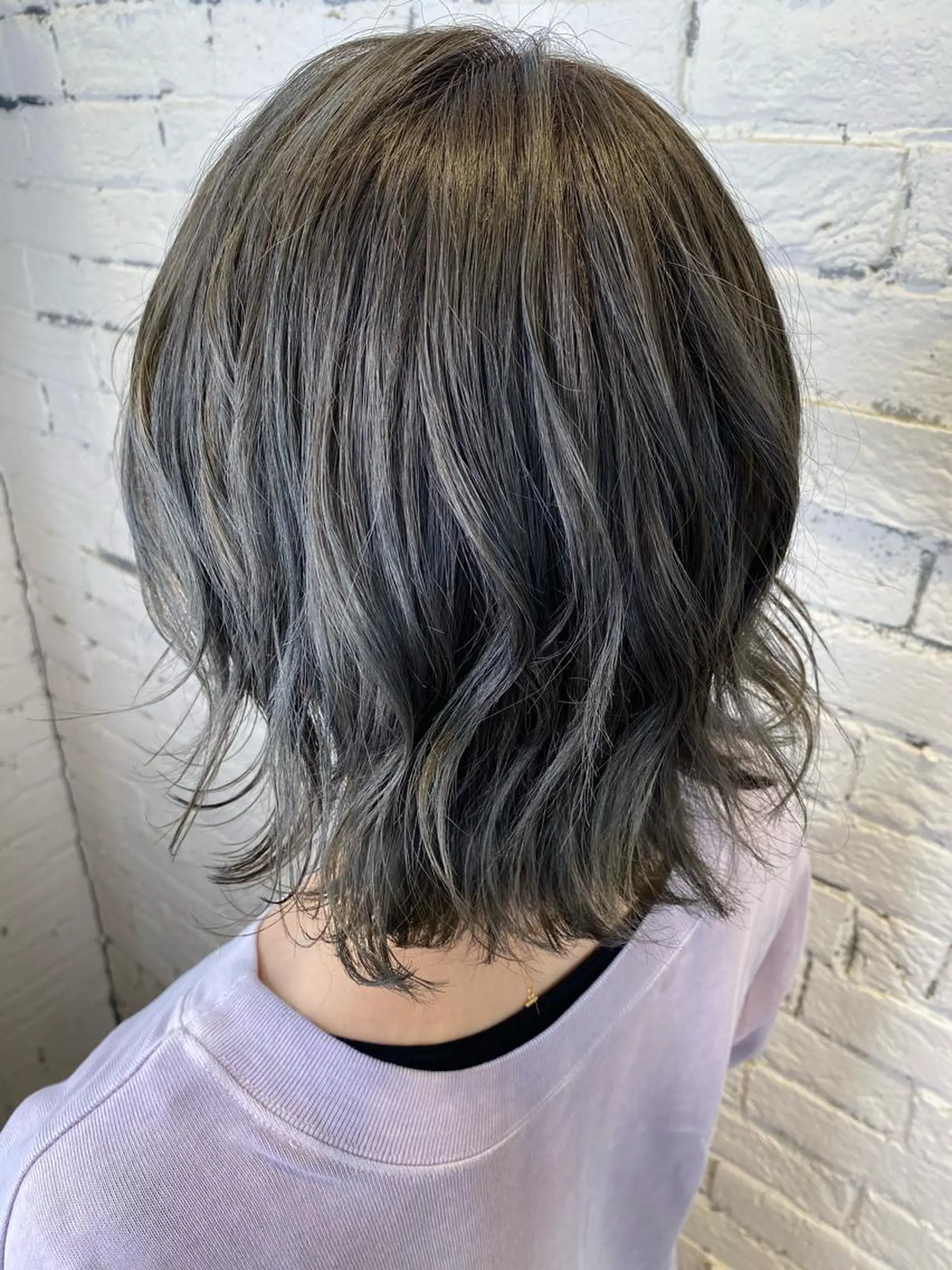 カラー 前田 輝のヘアスタイル